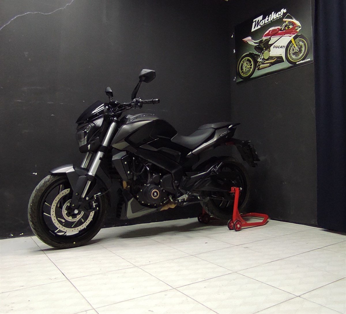 Bajaj Dominar 400-250 Sticker Etiket Modeli