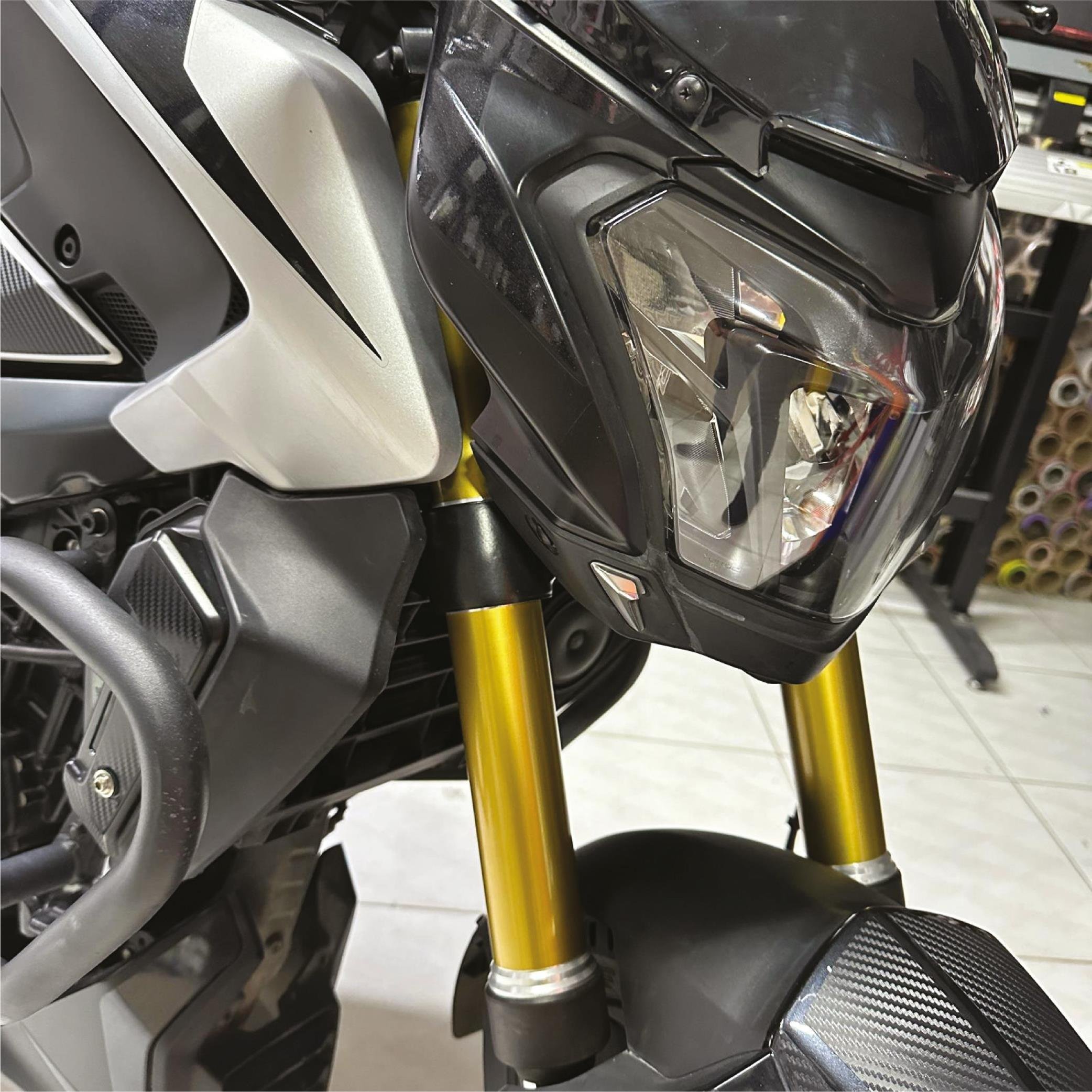 DominarBajaj Dominar Amortisör Gold Kaplama Sticker Etiket Modeli