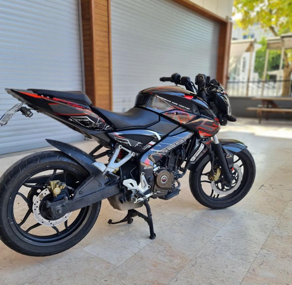 Bajaj NS200 War Sticker Etiket Kaplama Modeli 