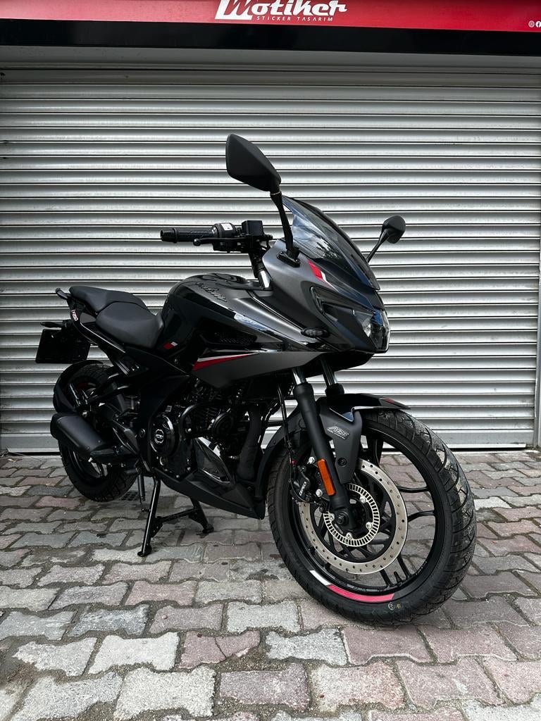 Bajaj Pulsar F250 İç Dış Yazılı Jant Sticker Modeli