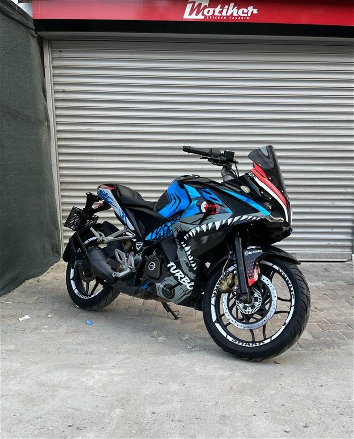 Bajaj RS200 (Köpekbalığı) Shark Sticker Kaplama Modeli 