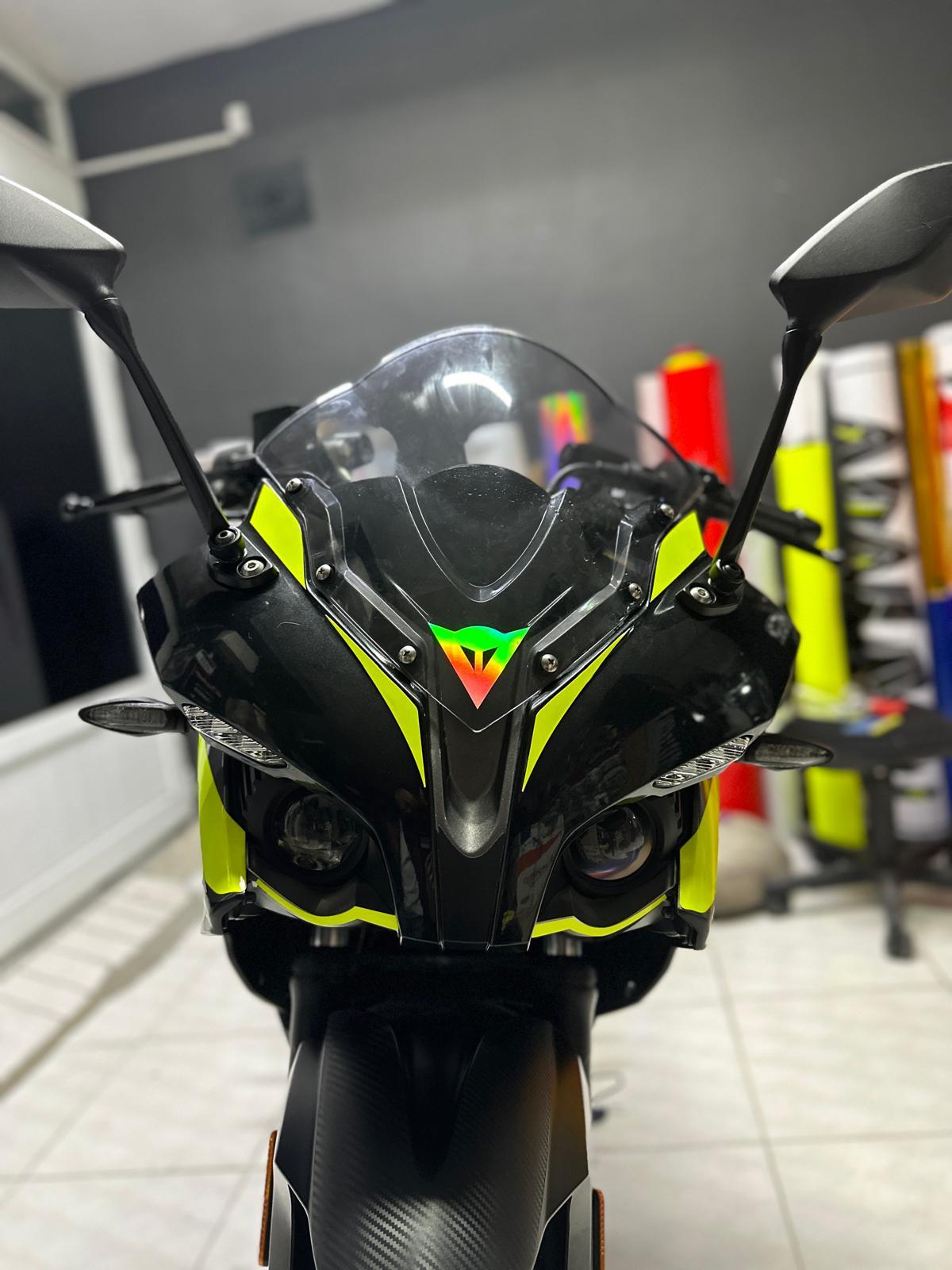 PULSAR RS 200Bajaj RS200 Ön Kafa Neon Sticker Etiket Modeli