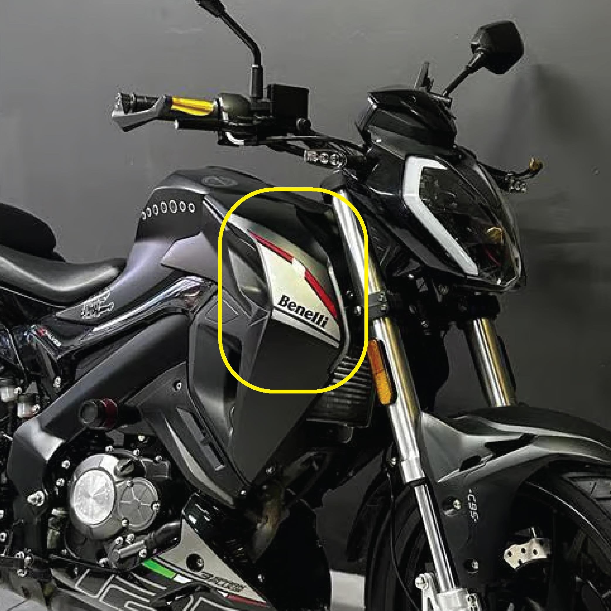 BENELLİ 125S Ön Yan Grenaj Orijinal Tasarım Motosiklet Sticker Etiket Modeli
