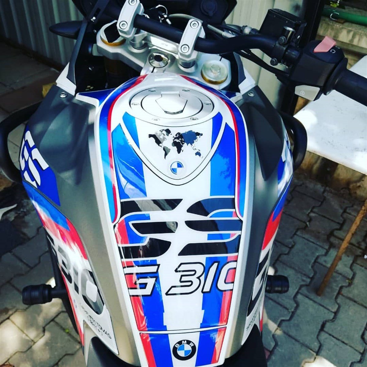 BMW G 310 GS Tank Pad Damla Sticker Modeli