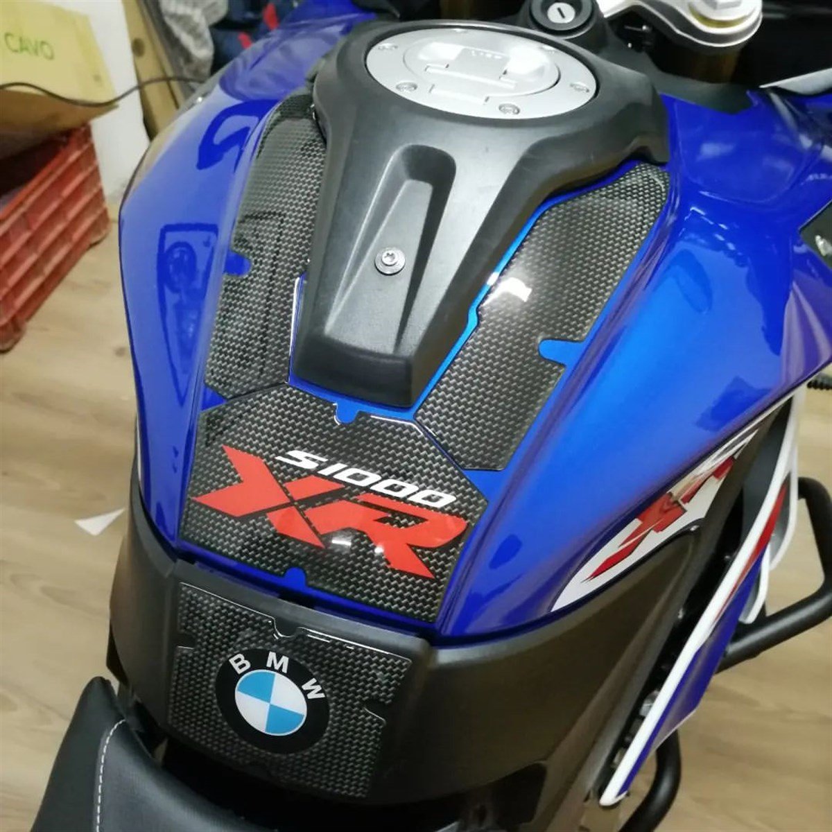 BMW S 1000 XR Tank Pad Damla Sticker Modeli