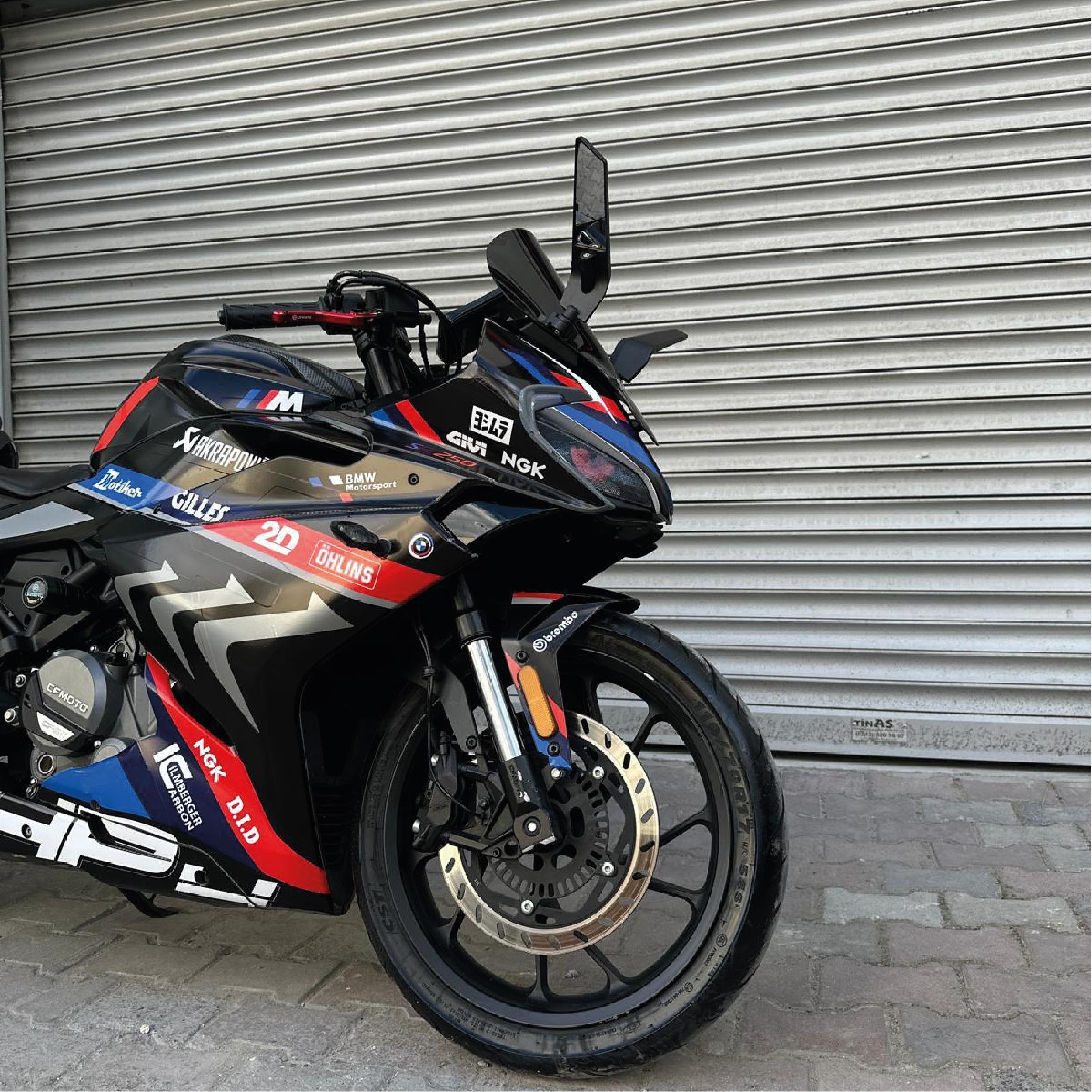 250SRCF Moto 250Sr Wolf Eyes Far Sticker Etiket Model Kırmızı