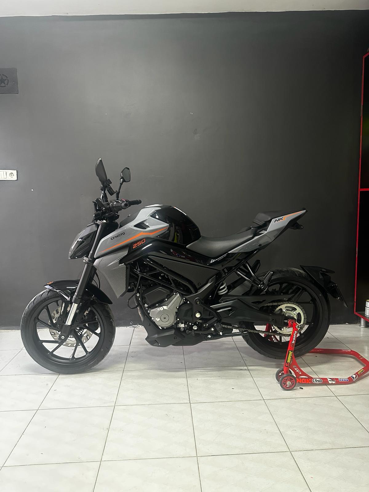 250 NKCF MOTO NK 250 Duman Orta Sticker Etiket Modeli Turuncu