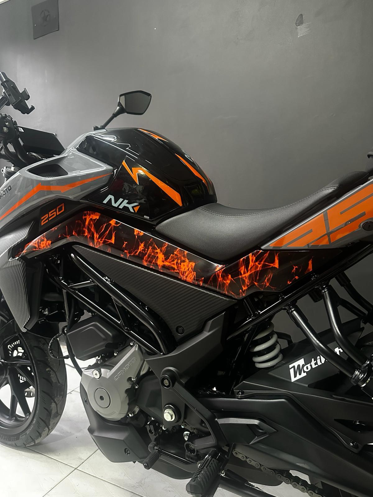 250 NKCF MOTO NK 250 Duman Orta Sticker Etiket Modeli Turuncu