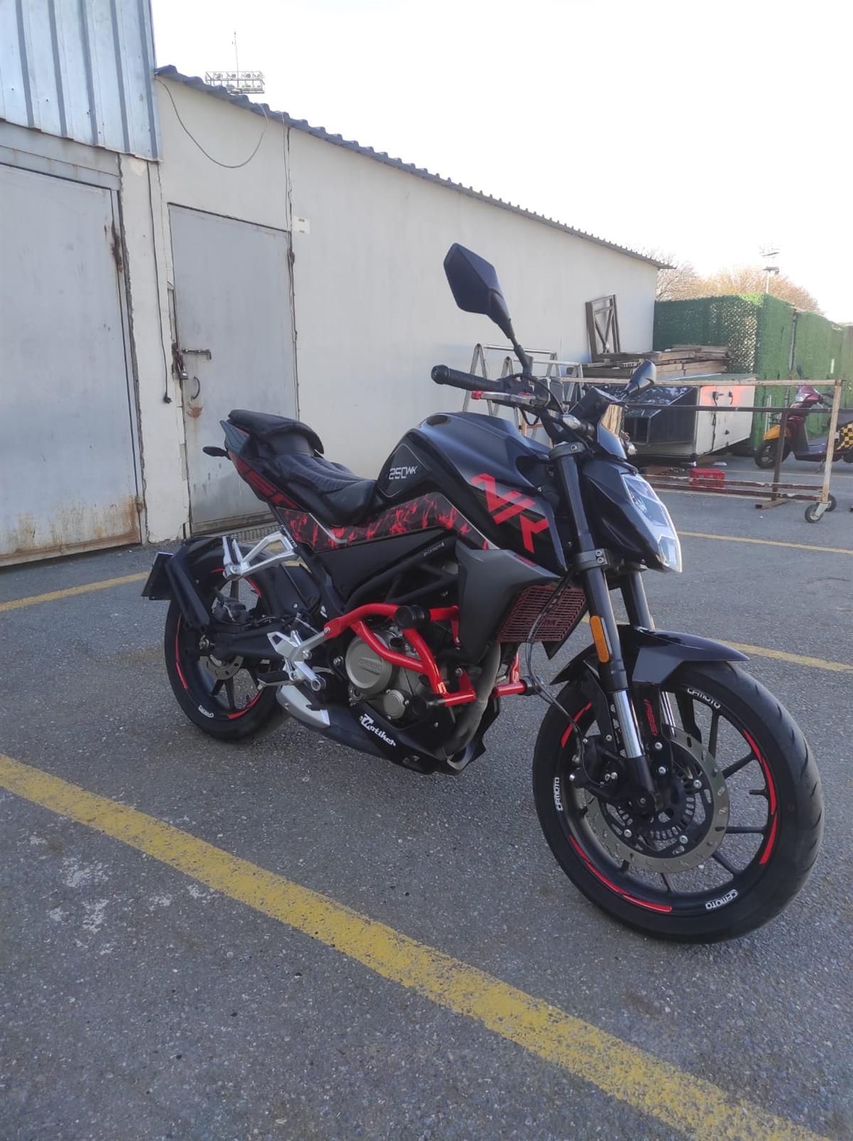 CF MOTO NK 250 Duman Orta Sticker Etiket Modeli