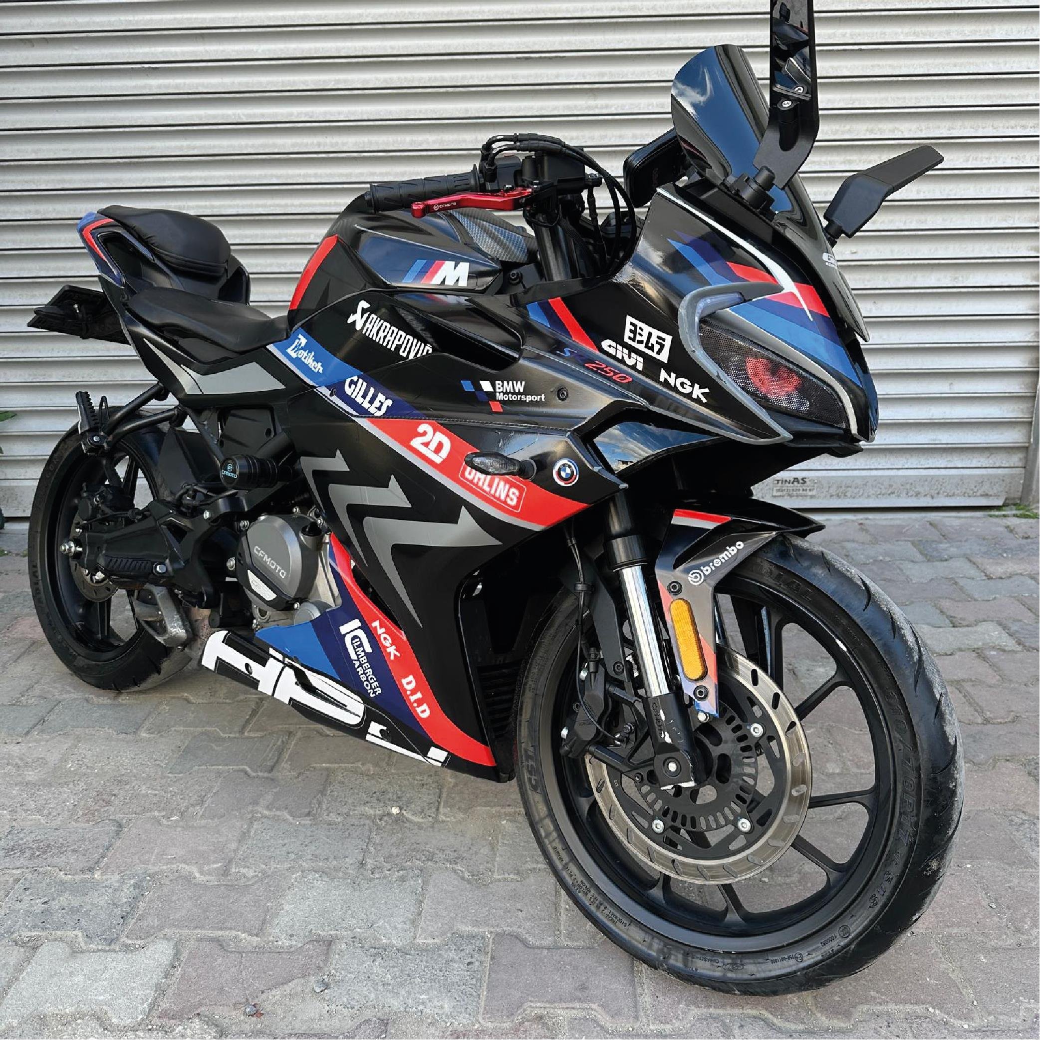 250SRCFMOTO 250SR BMW HP4 MODEL PARCALI MOTOSIKLET KAPLAMA STICKER ETIKET MODELI SIYAH RENK