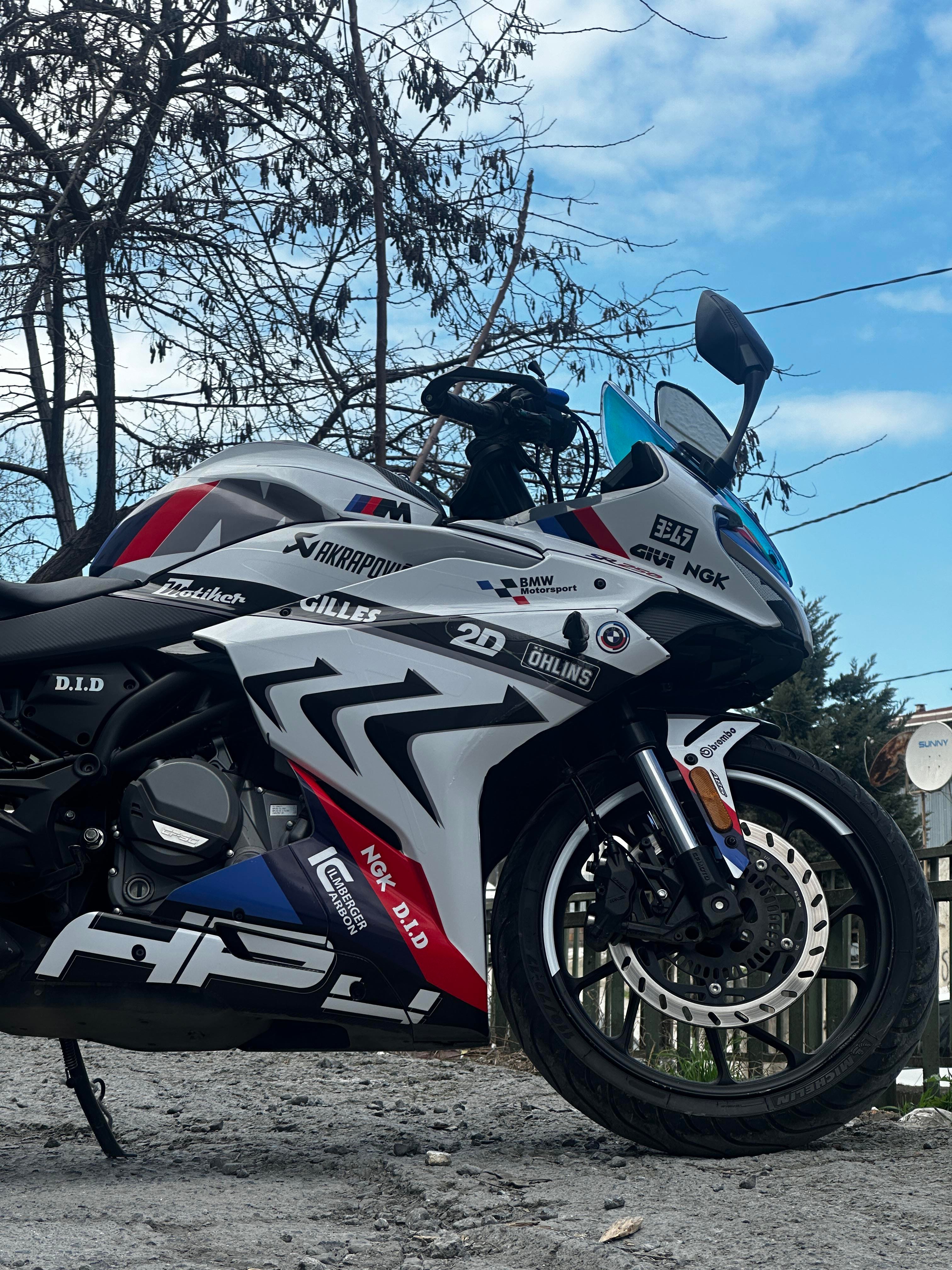 250SRCFMOTO 250SR BMW HP4 MODEL PARCALI MOTOSIKLET KAPLAMA STICKER ETIKET MODELI RENK 1