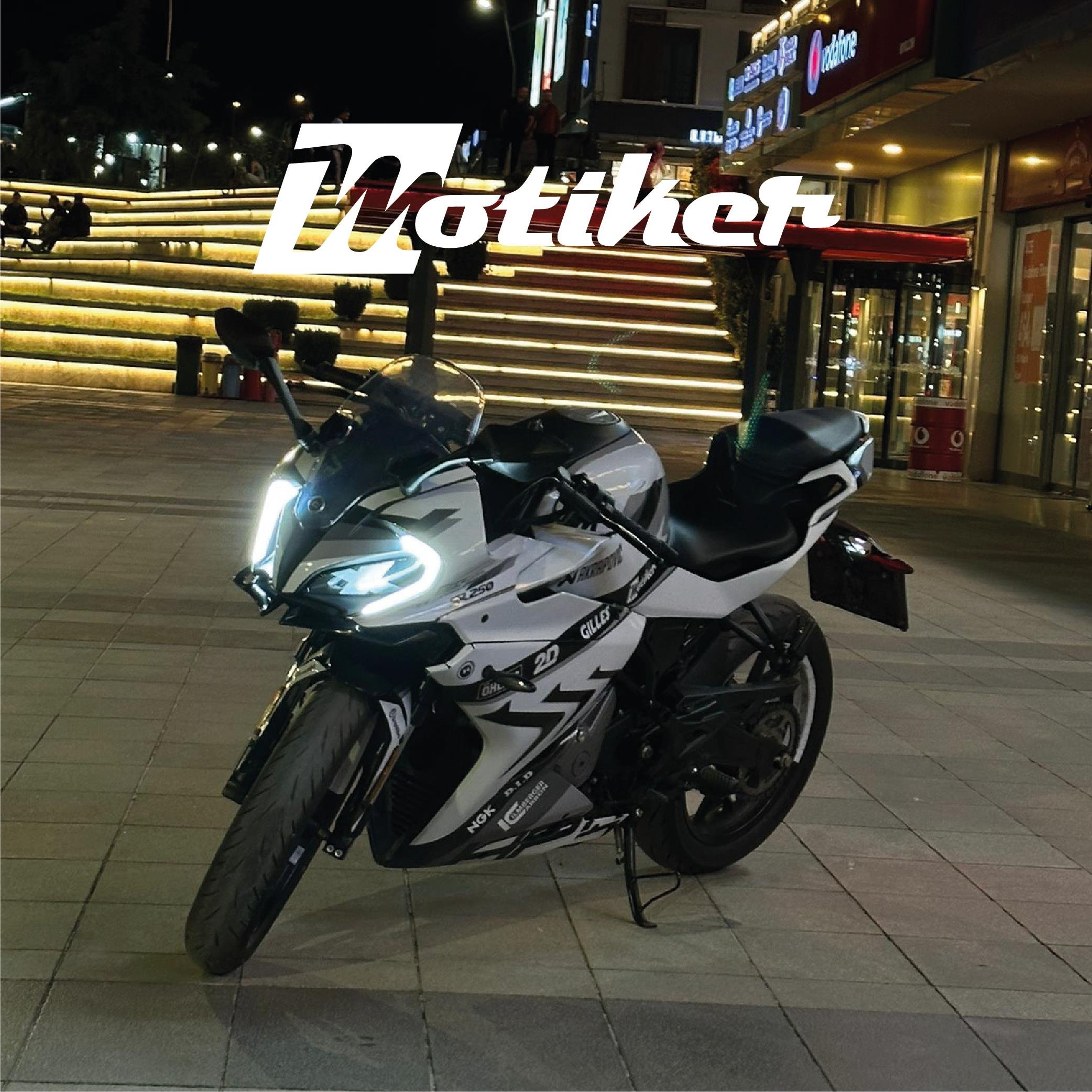 250SRCFMOTO 250SR BMW HP4 MODEL PARCALI MOTOSIKLET KAPLAMA STICKER ETIKET MODELI  SİYAH BEYAZ GRİ RENK