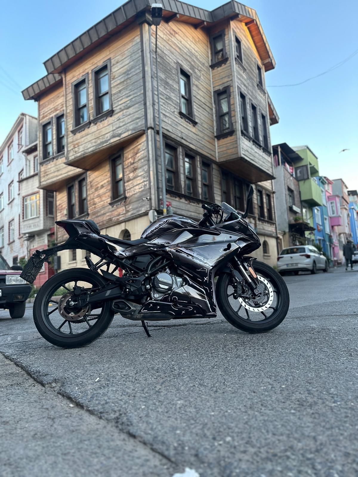 250SRCFMOTO 250SR Sticker Line Brush (Air Brush) Tasarım Motosiklet Sticker Etiket Kaplama