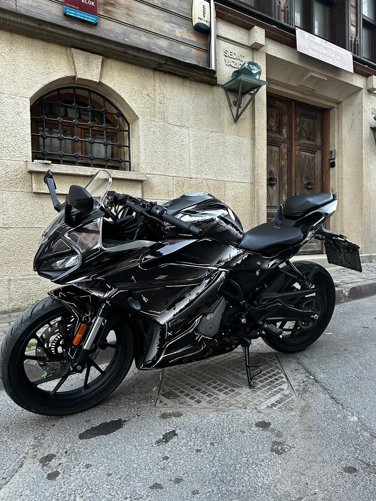 250SRCFMOTO 250SR Sticker Line Brush (Air Brush) Tasarım Motosiklet Sticker Etiket Kaplama