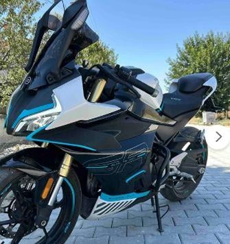 450SRCFMOTO 450SR Ön Kafa Tek Renk Turkuaz Sticker Etiket Modeli