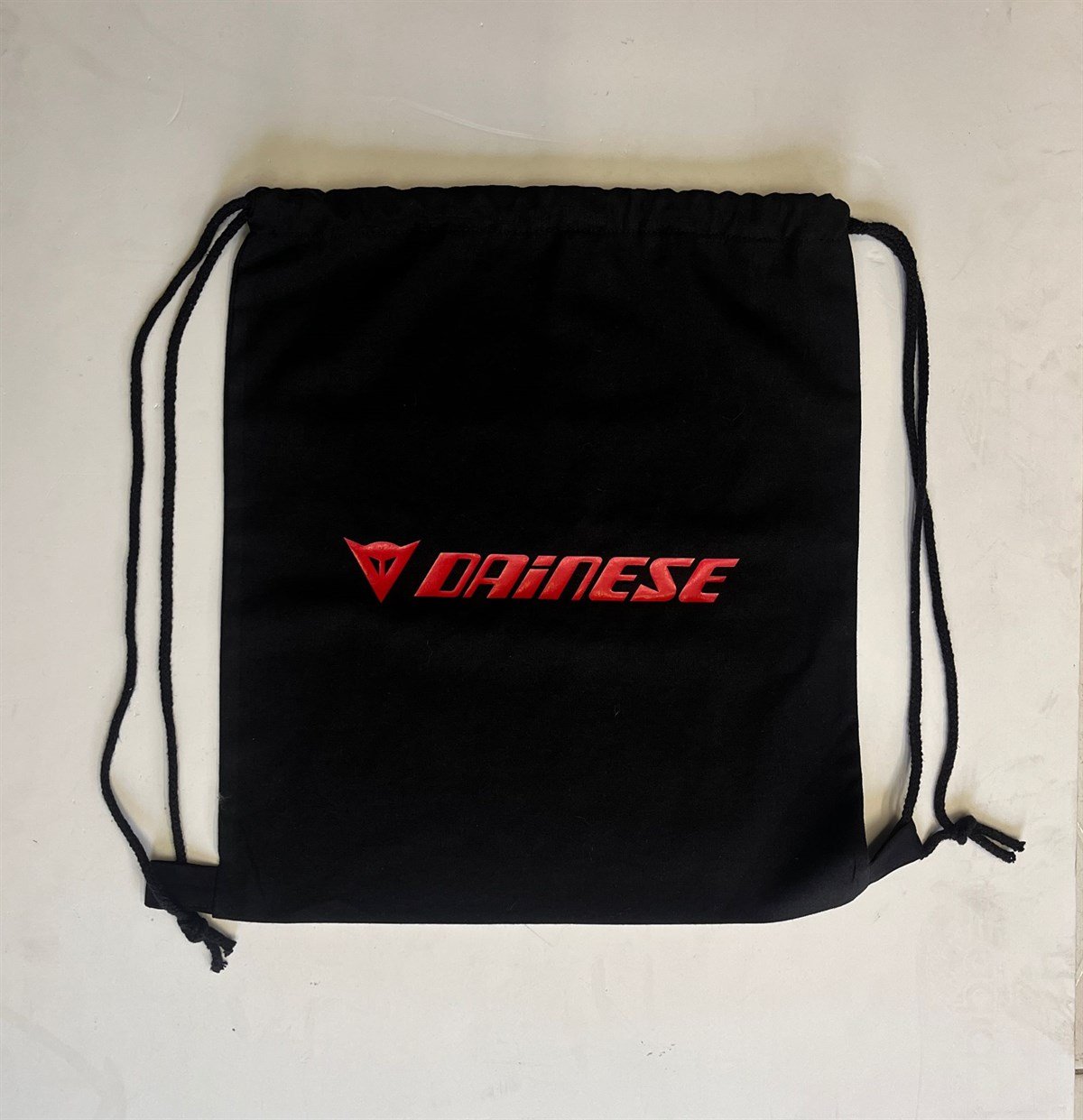 Dainese Yatay Yazı Ve Logo Baskılı Bez Çanta 