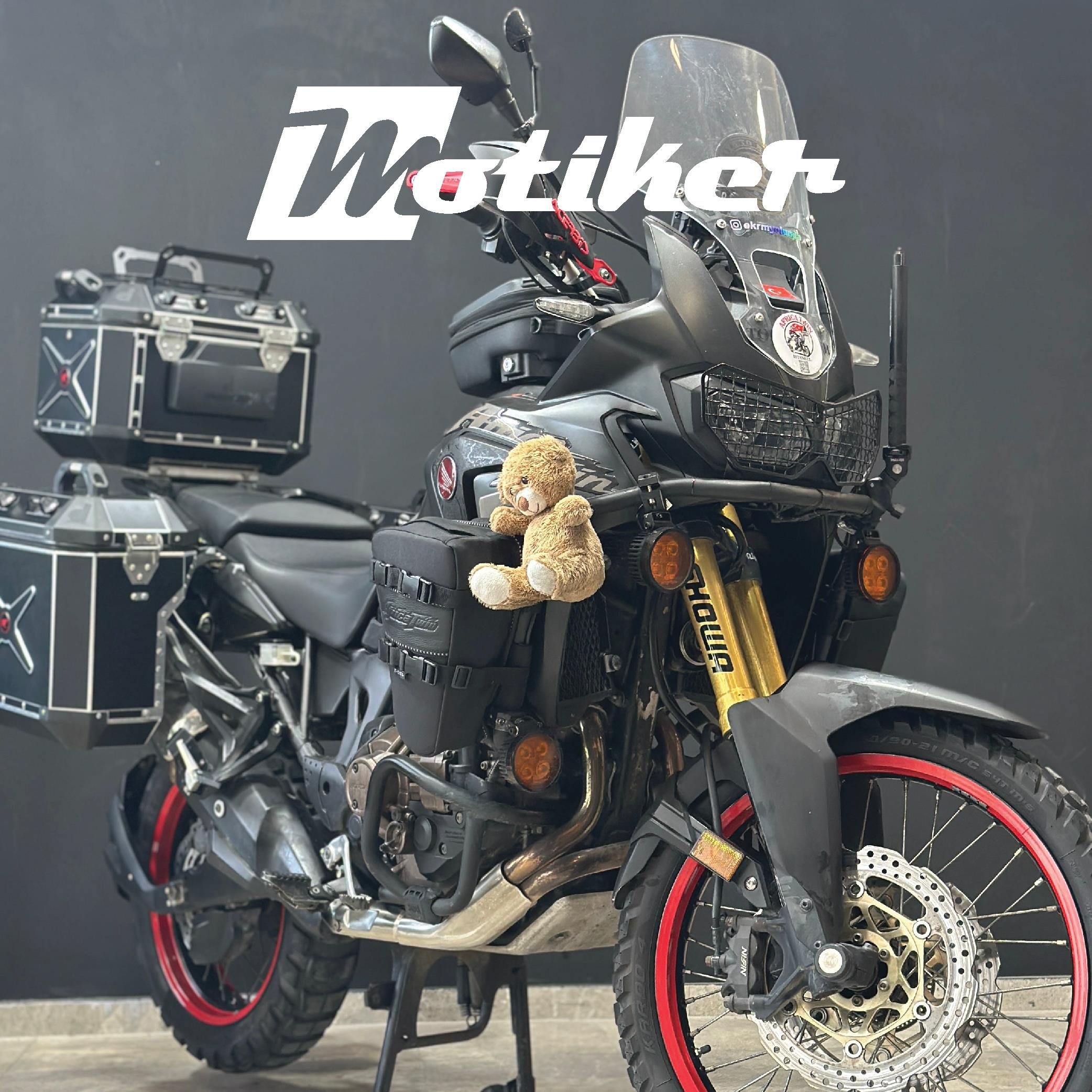 DESADMAN Desadman Çanta Mat Siyah Kaplama 