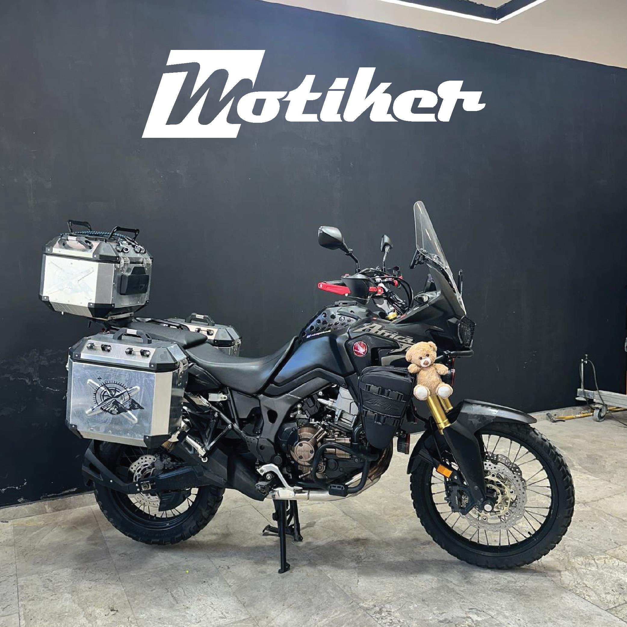 DESADMAN Desadman Çanta Mat Siyah Kaplama 