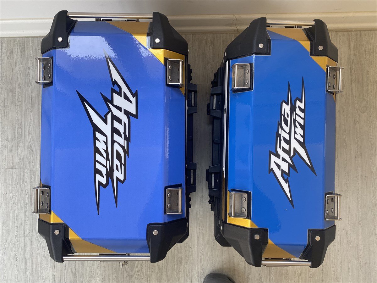 Givi Çanta Kaplama Özel Sticker Etiket Modeli