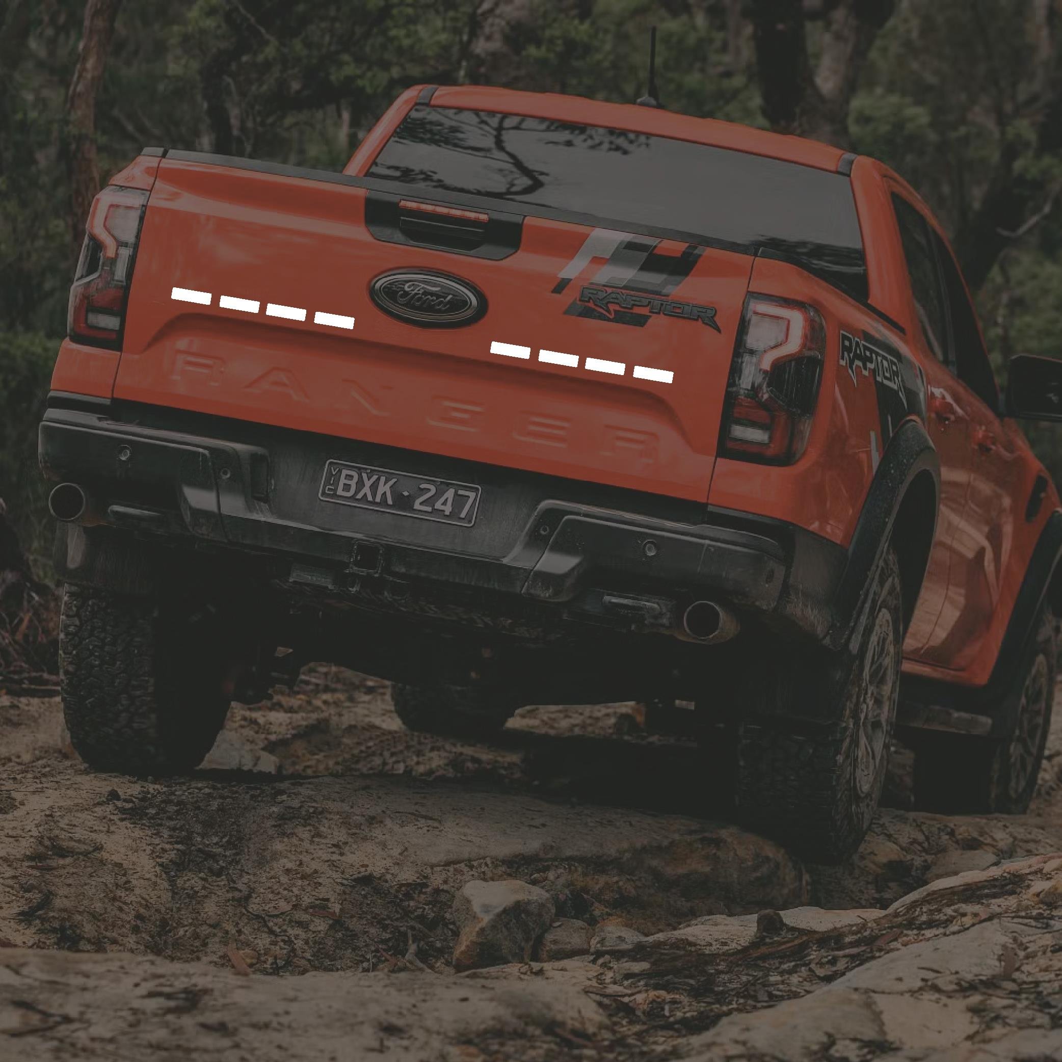 Reflective StickerGri Reflective (Reflektif) Sticker Paketi 8'li Otomobil Motosiklet Reflektif Parlayan Sticker Etiket Modeli