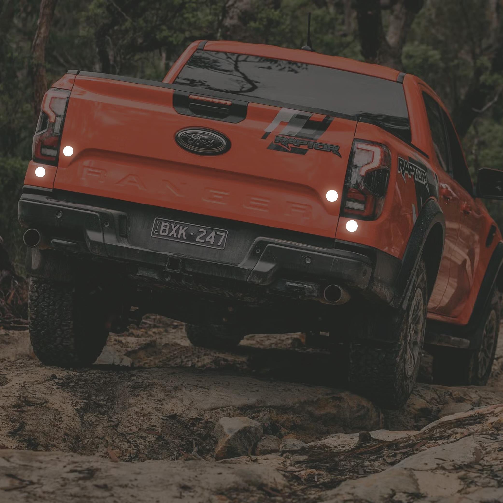 Reflective StickerGri Reflective (Reflektif) Yuvarlak Sticker Paketi 8'li Otomobil Motosiklet Reflektif Parlayan Sticker Etiket Modeli