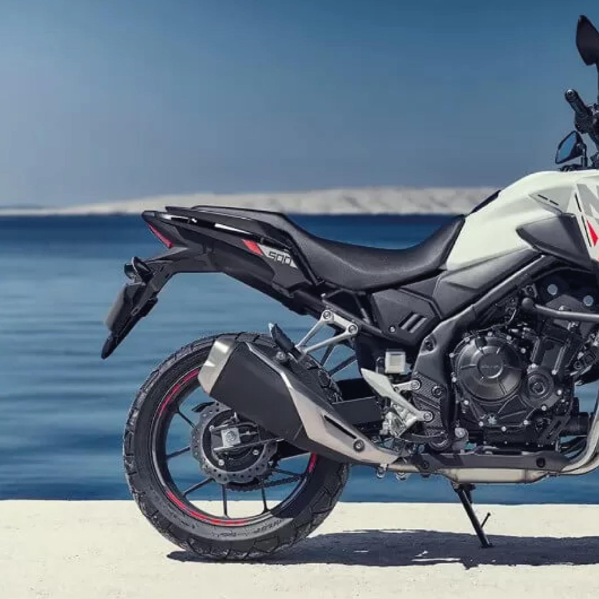 HONDAHonda Beyaz NX500 Orjinal Sticker Etiket Modeli