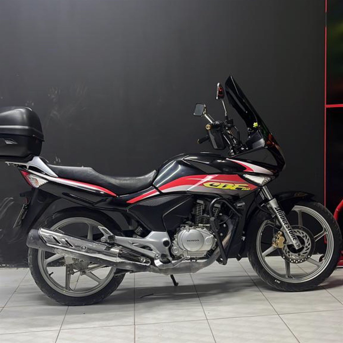HONDA CBF150 ORJINAL TASARIM STICKER ETİKET MODELİ