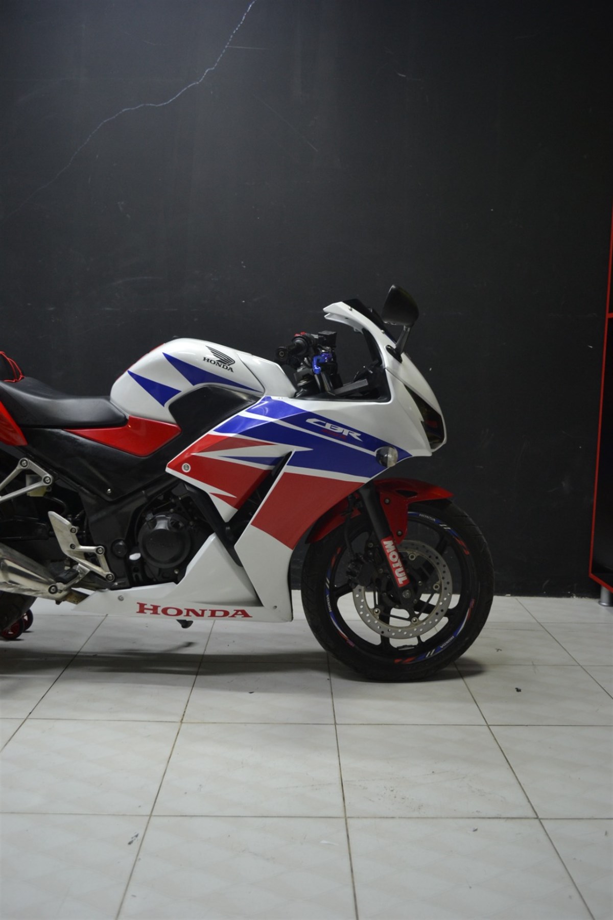 HONDA CBR 250R STICKER ETIKET MODELİ 2012