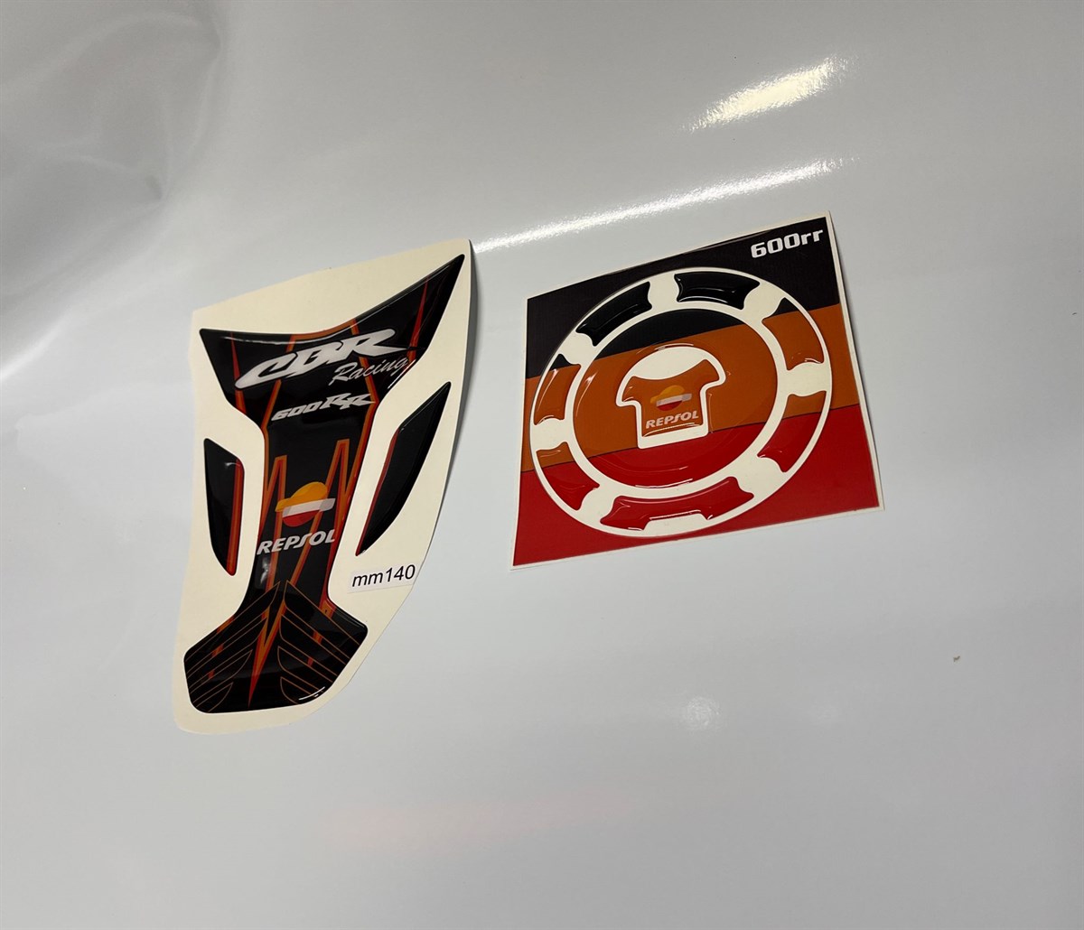 Honda CBR 600RR Depo ve Depo Kapağı Tank Pad Damla Sticker Modeli