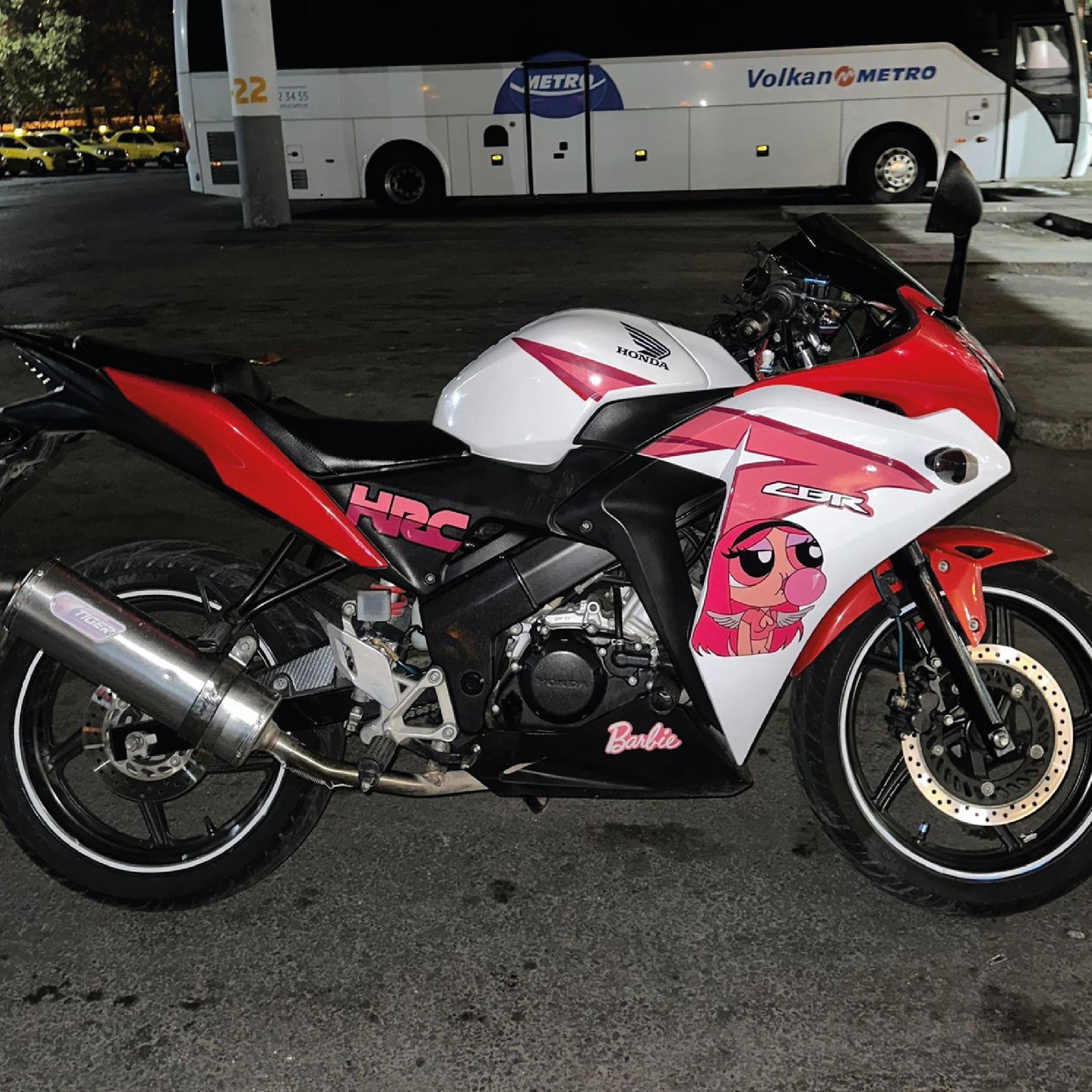 Honda CBR125 Pembe Orjinal Tasarım Motosiklet Sticker  Etiket Modeli