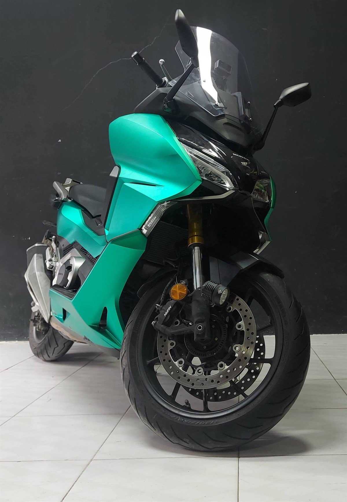 Honda FORZA 750 Aston Martin F1 Tasarım Modeli