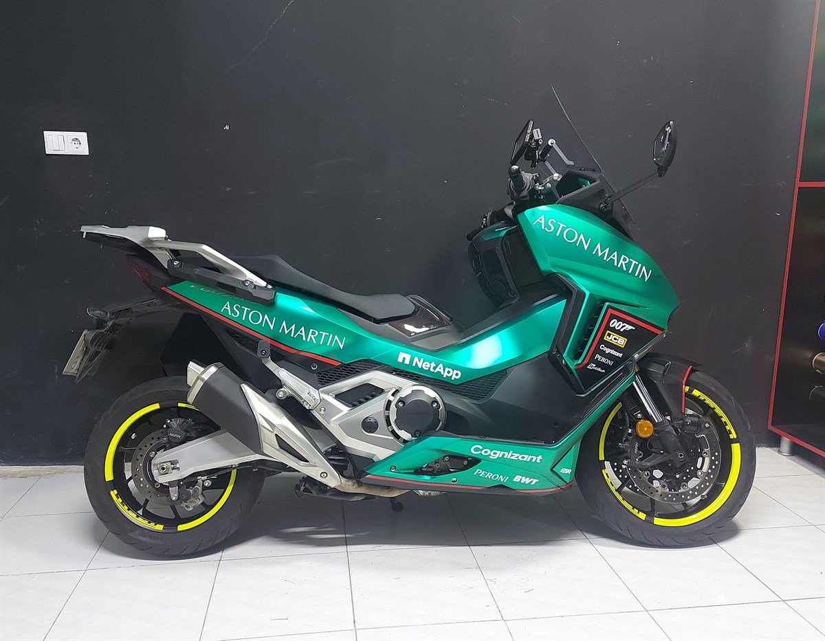 Honda Forza 750 Aston Martin Parça Sticker Etiket Modeli