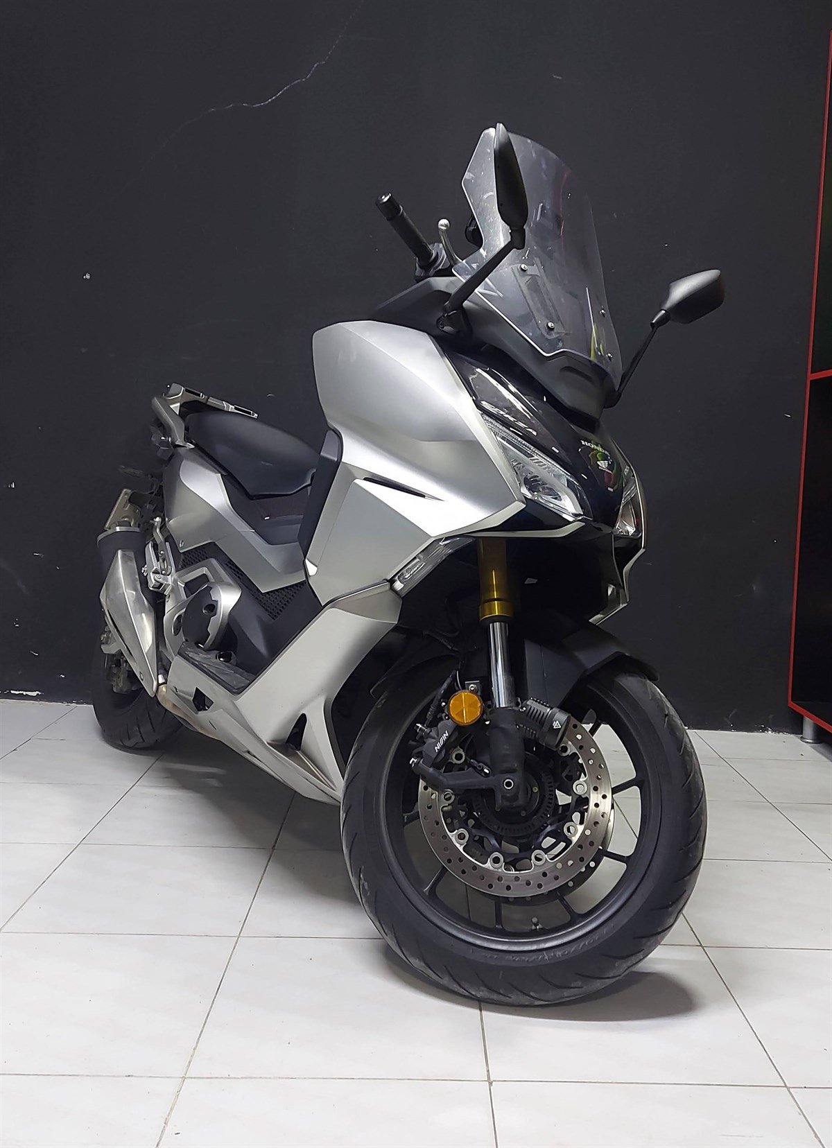 Honda Forza 750 Aston Martin Parça Sticker Etiket Modeli