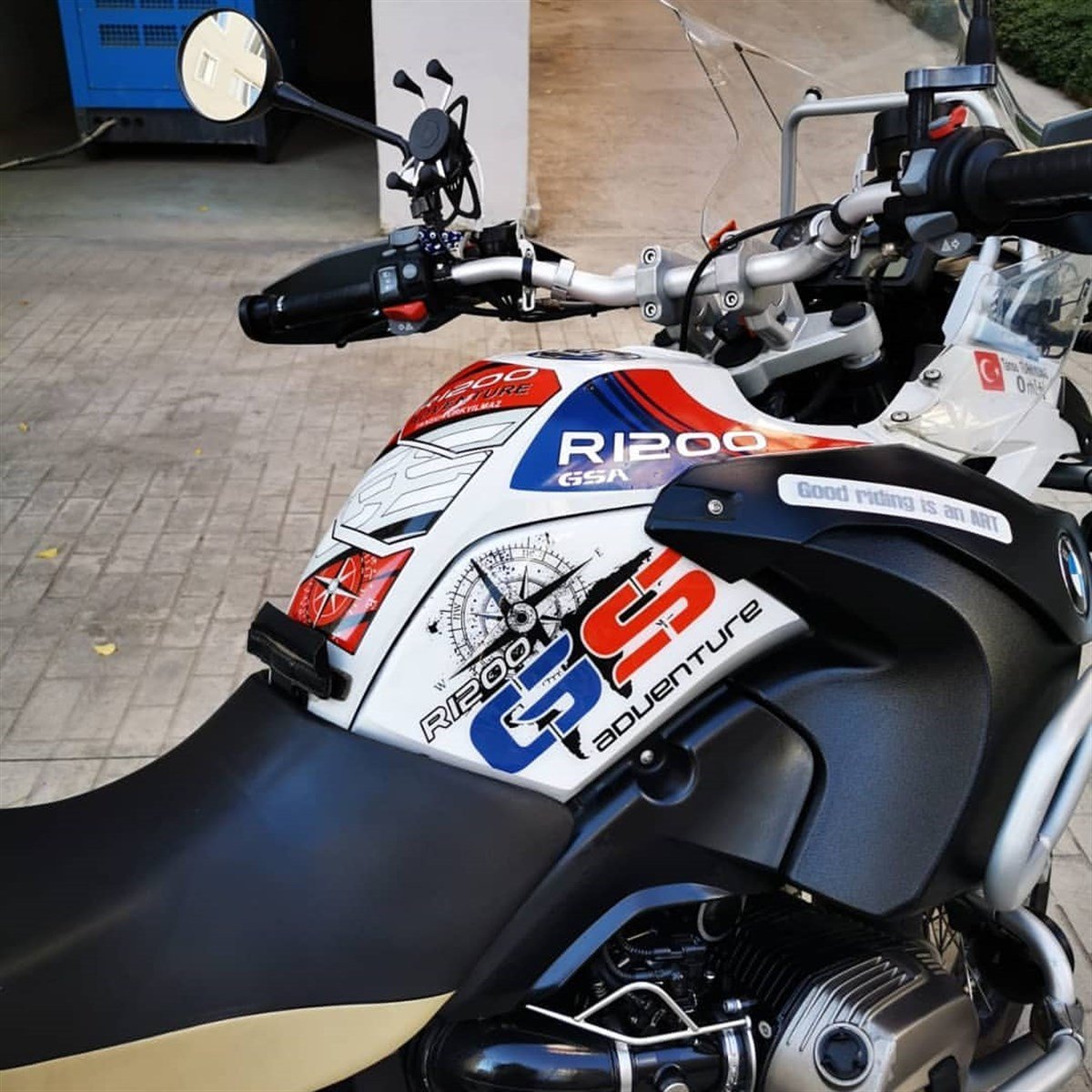 Honda İntegra 700 Tank Pad Damla Sticker Etiket Modeli