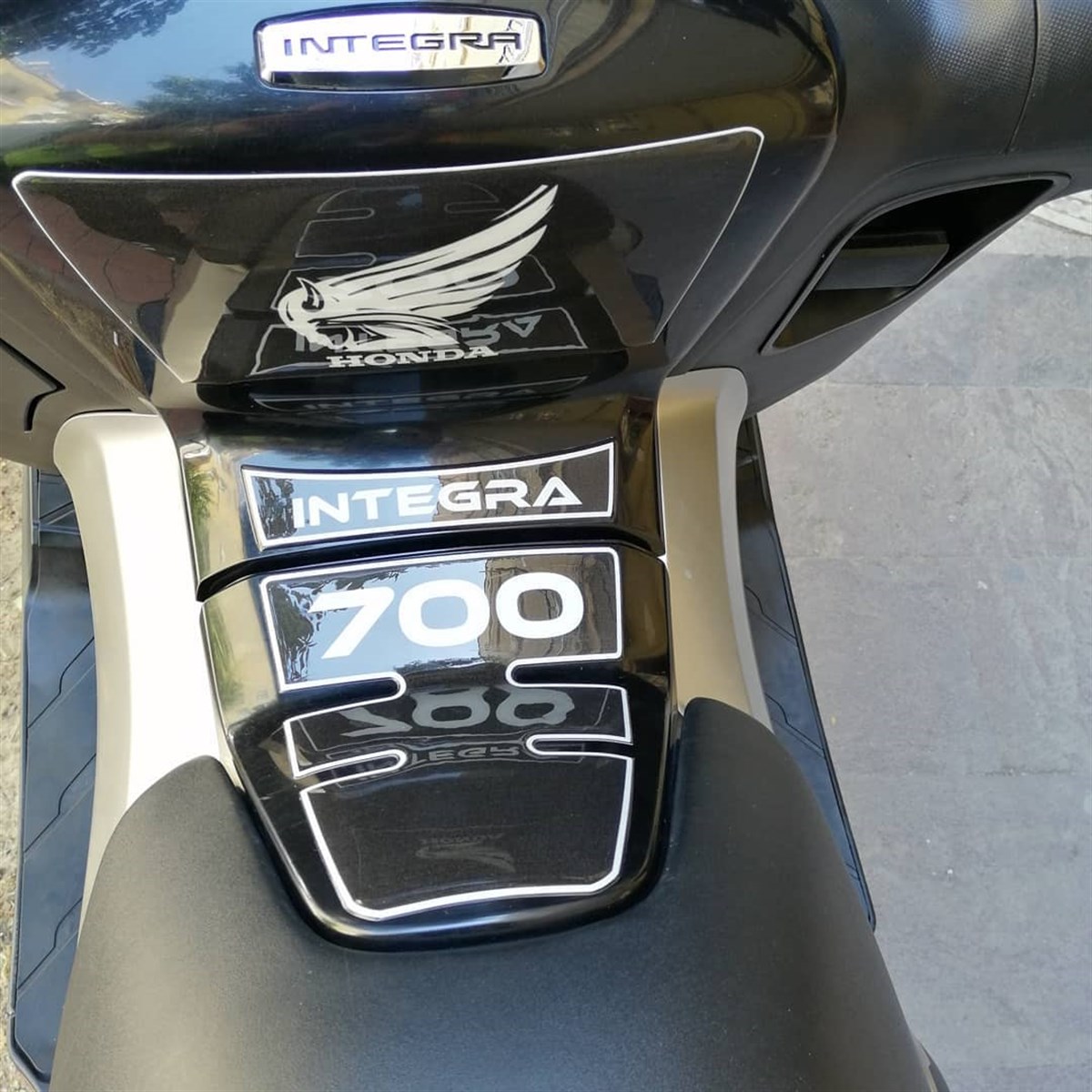 Honda İntegra 700 Tank Pad Damla Sticker Etiket Modeli