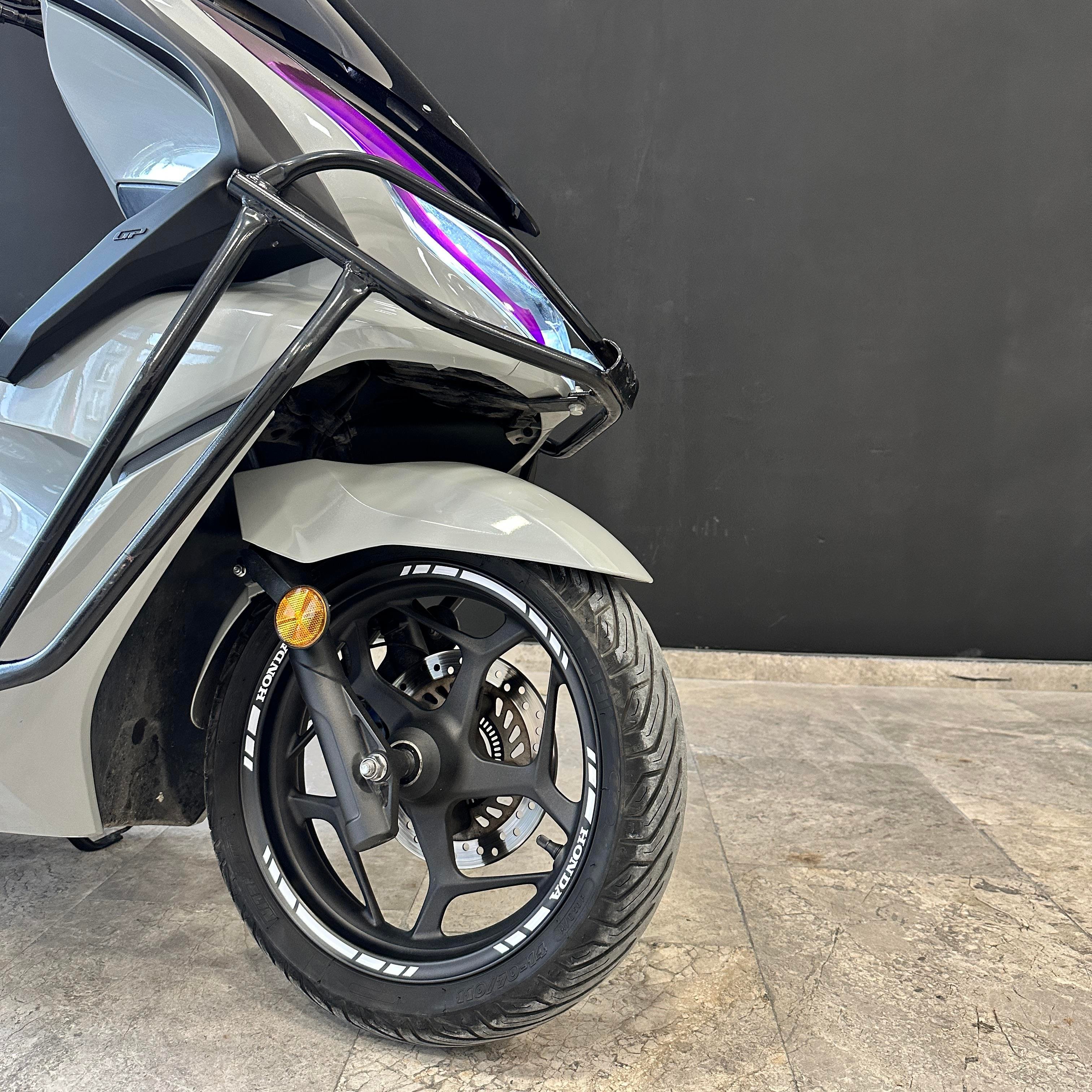 MOTORSİKLETHonda Jant Dışı Yazılı - Yazısız Şerit Sticker Etiket Modeli