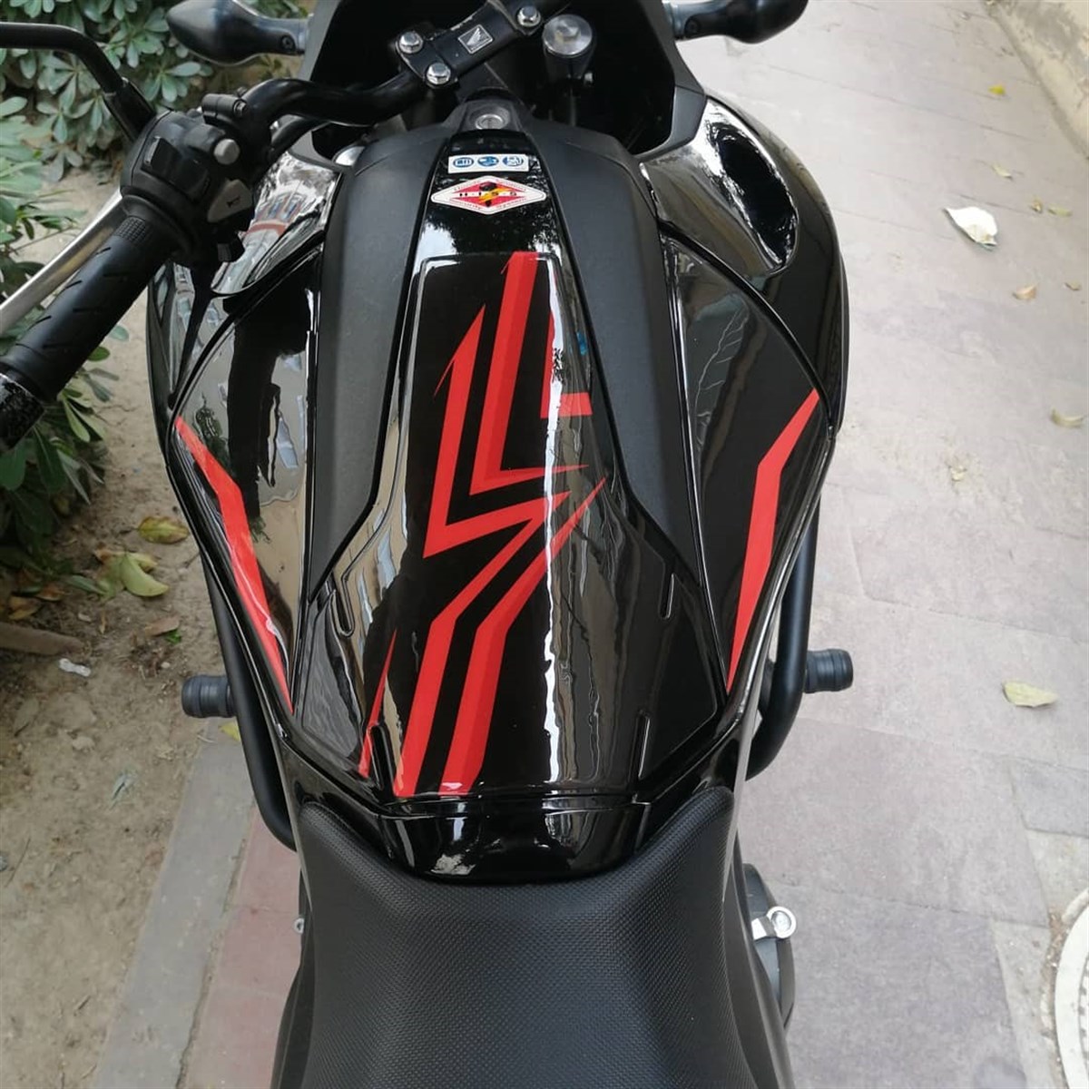 Honda Kırmızı Tank Pad Damla Sticker Modeli