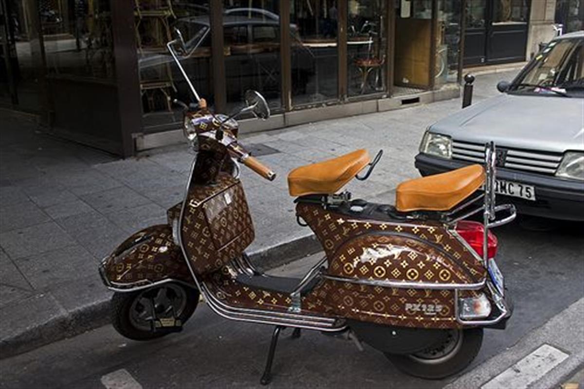 Honda Pcx 125 Louis Vuitton Vespa Sticker Kaplama Modeli