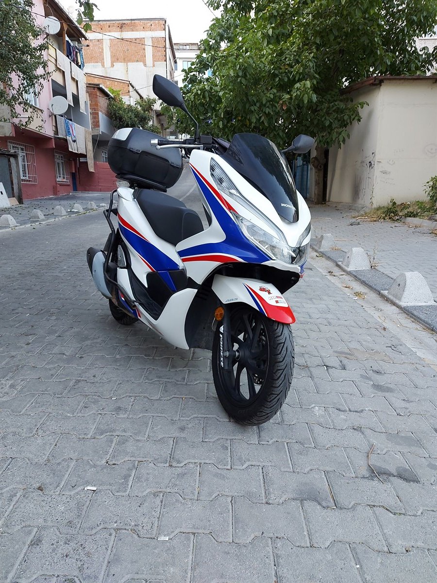Honda PCX Beyaz Sticker Etiket Full Takım Modeli