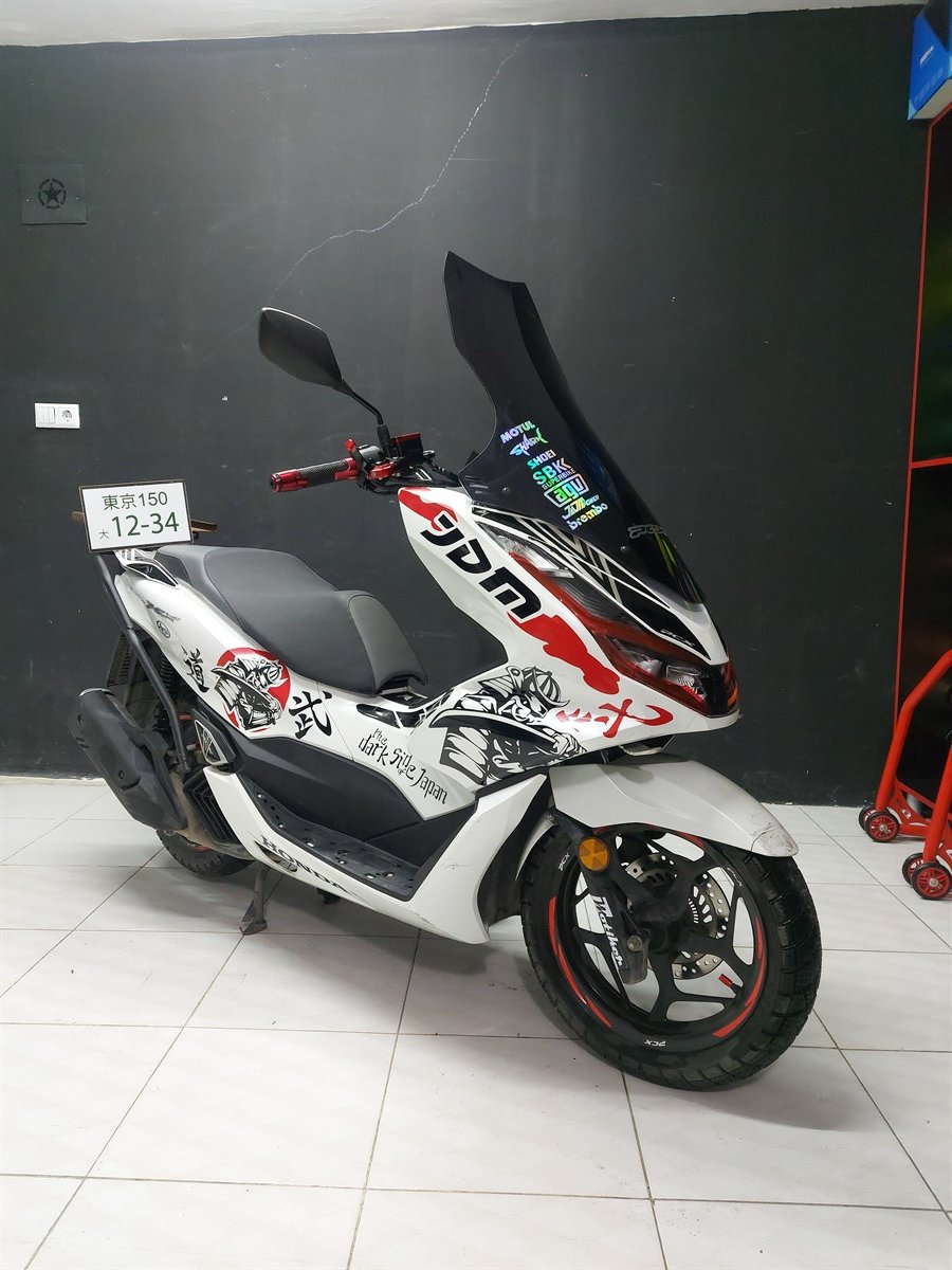 Honda PCX Samuray Desen Sticker Etiket Modeli 