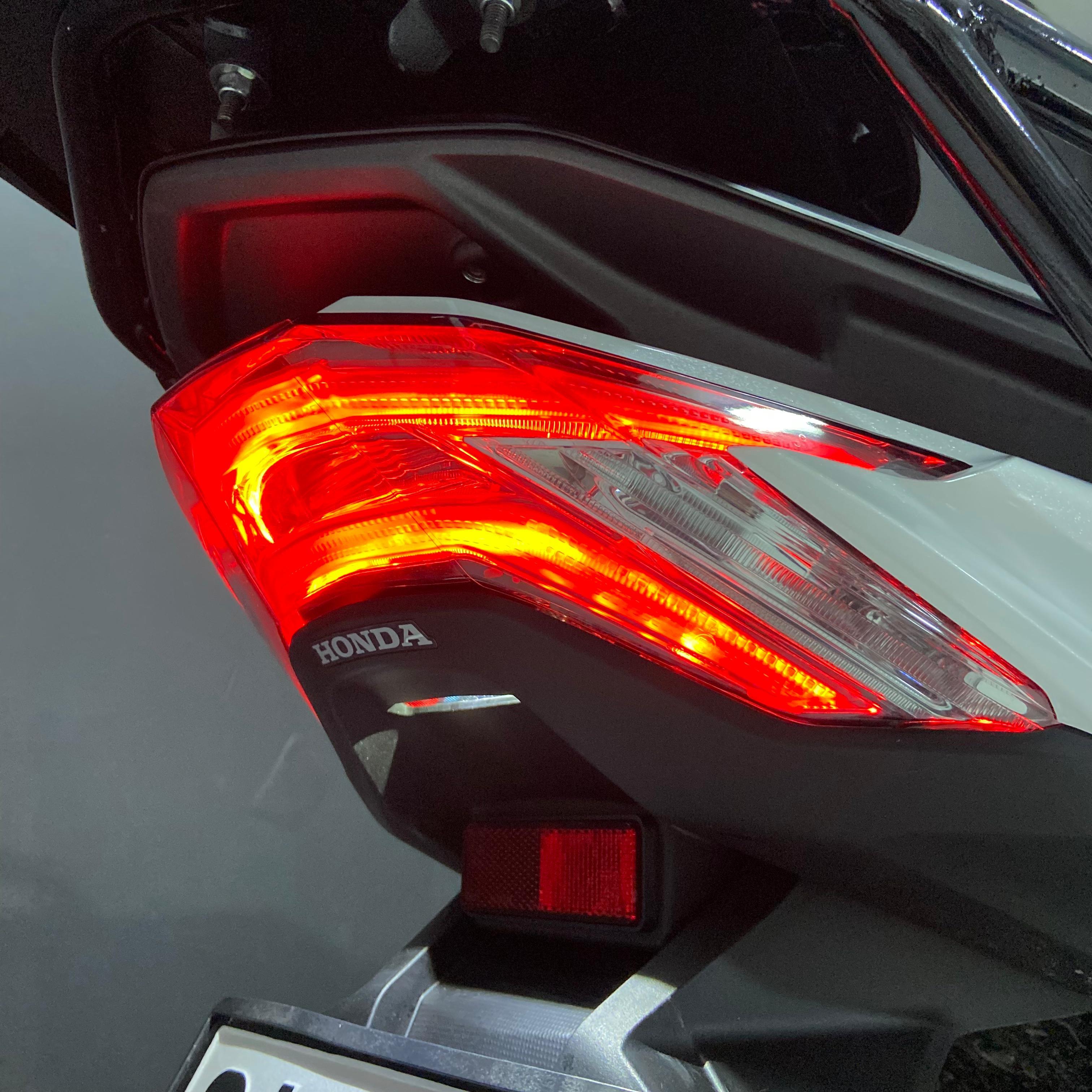 PCXHonda PCX Stop Lambası Koruma Şeffaf PPF Sticker Etiket Modeli