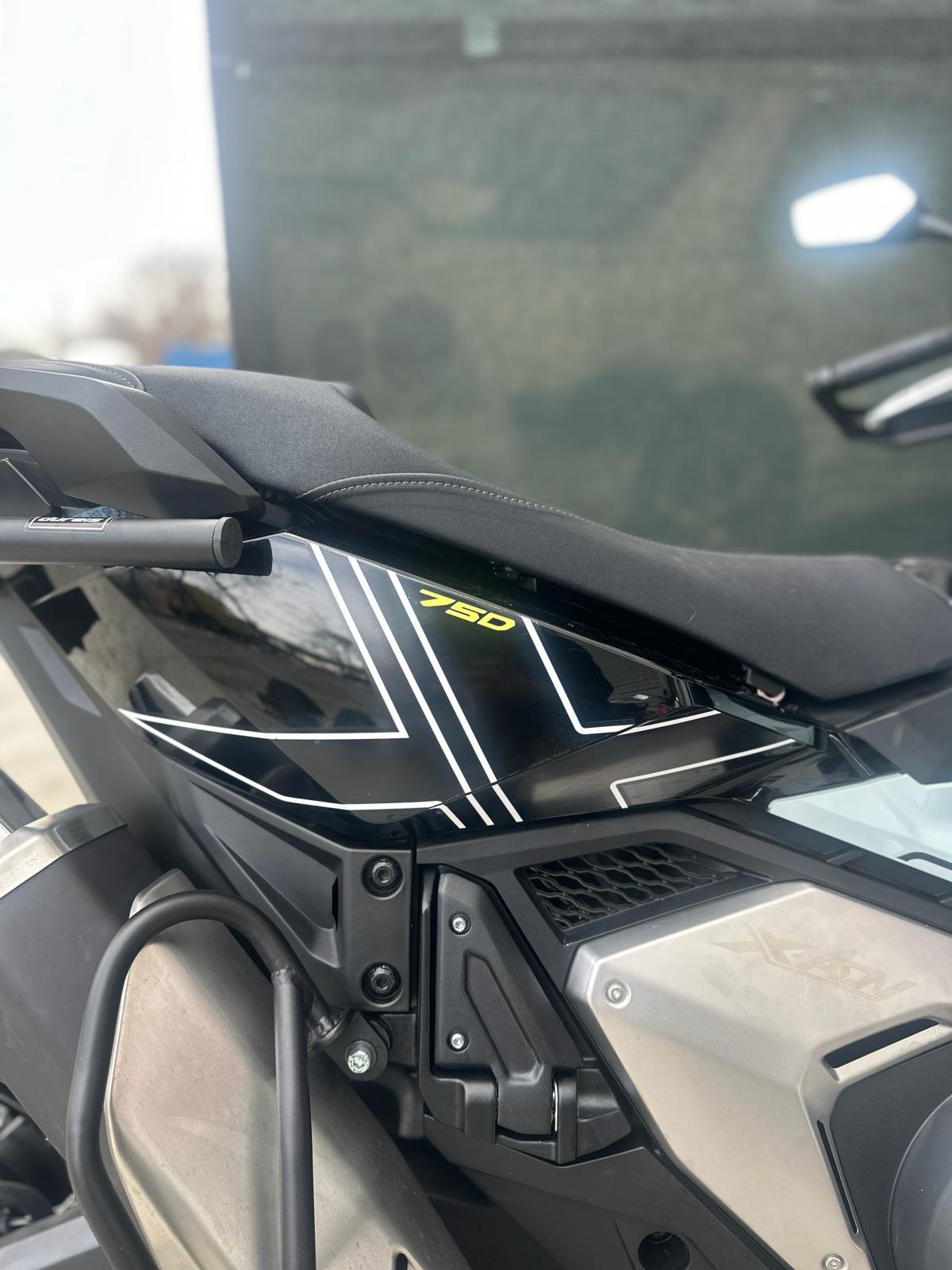 X-ADV 750 / X-ADV 750 Special EditionHonda X-ADV 750 2023/24 Special Edition Sticker Tasarım Etiket Modeli Neon Sarı