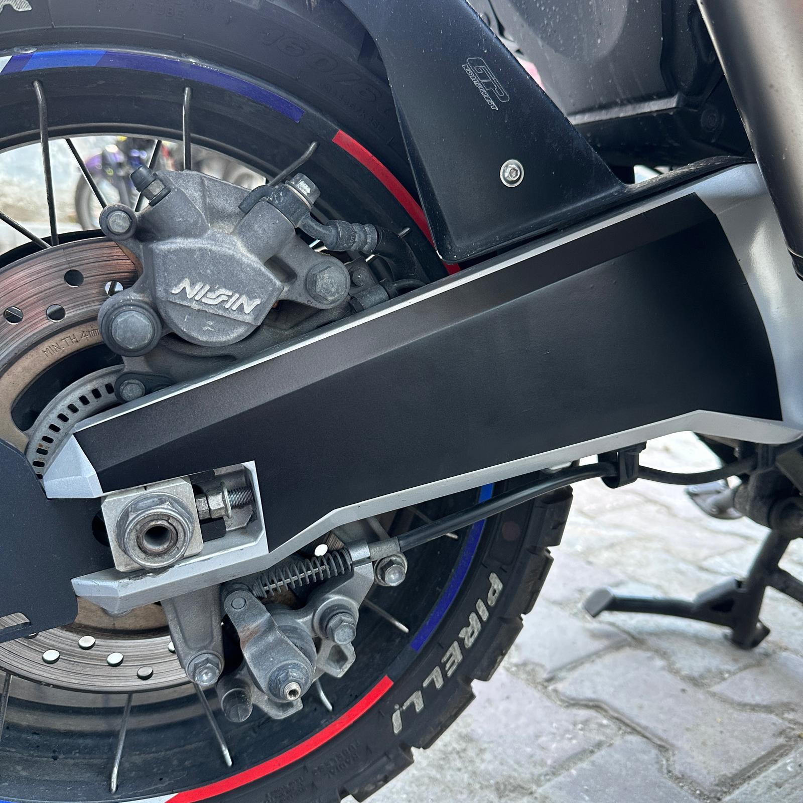 X-ADVHonda X-ADV Arka Maşa Mat Siyah Folyo Kaplama Koruma Sağ Sol 