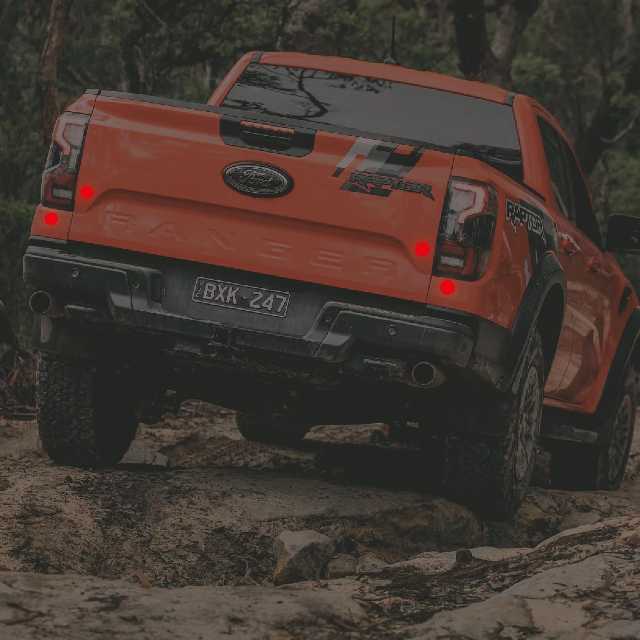 Reflective StickerKırmızı Reflective (Reflektif) Yuvarlak Sticker Paketi 8'li Otomobil Motosiklet Reflektif Parlayan Sticker Etiket Modeli