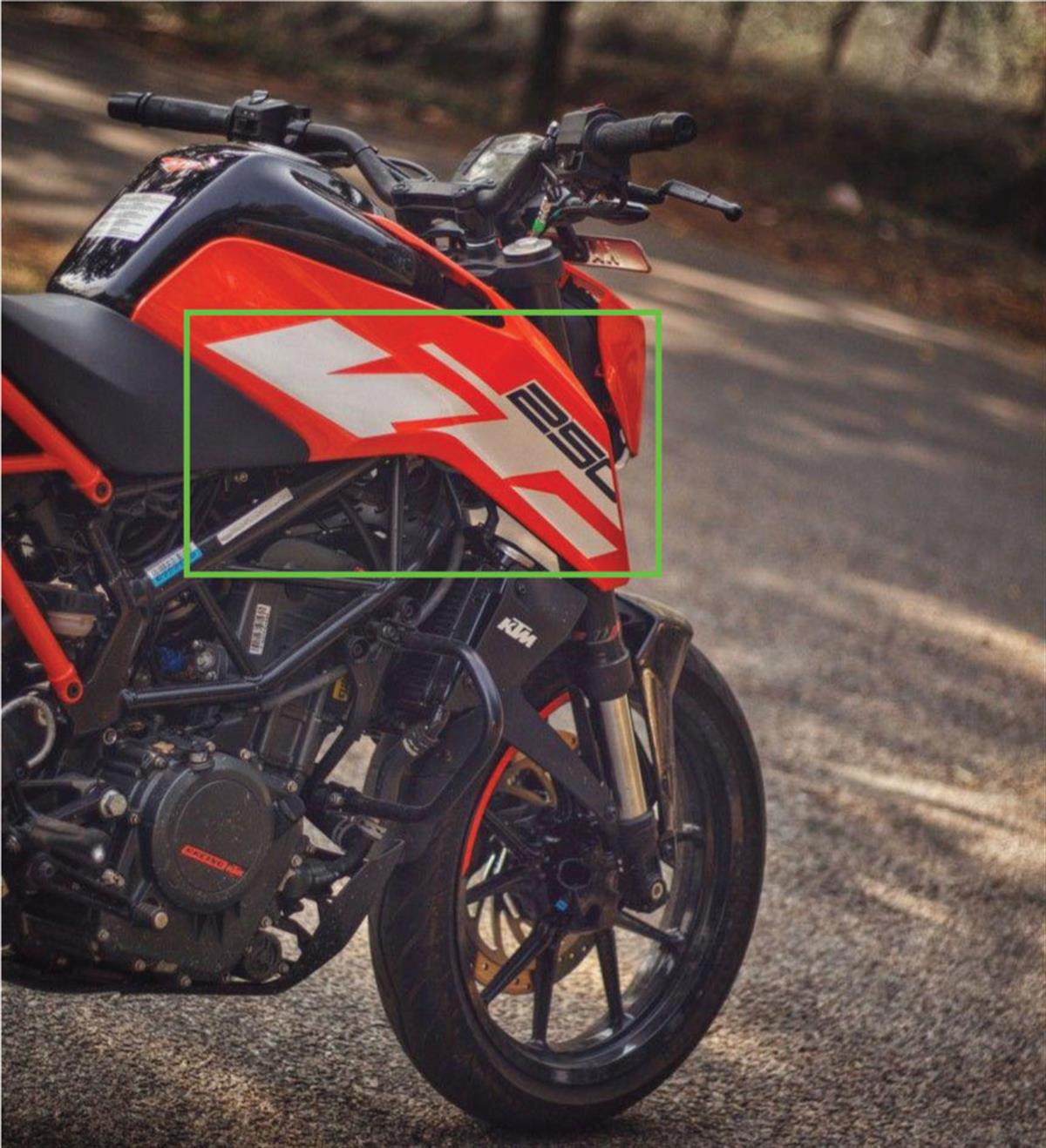 KTM Duke 250 Beyaz Orijinal Sticker Etiket Modeli