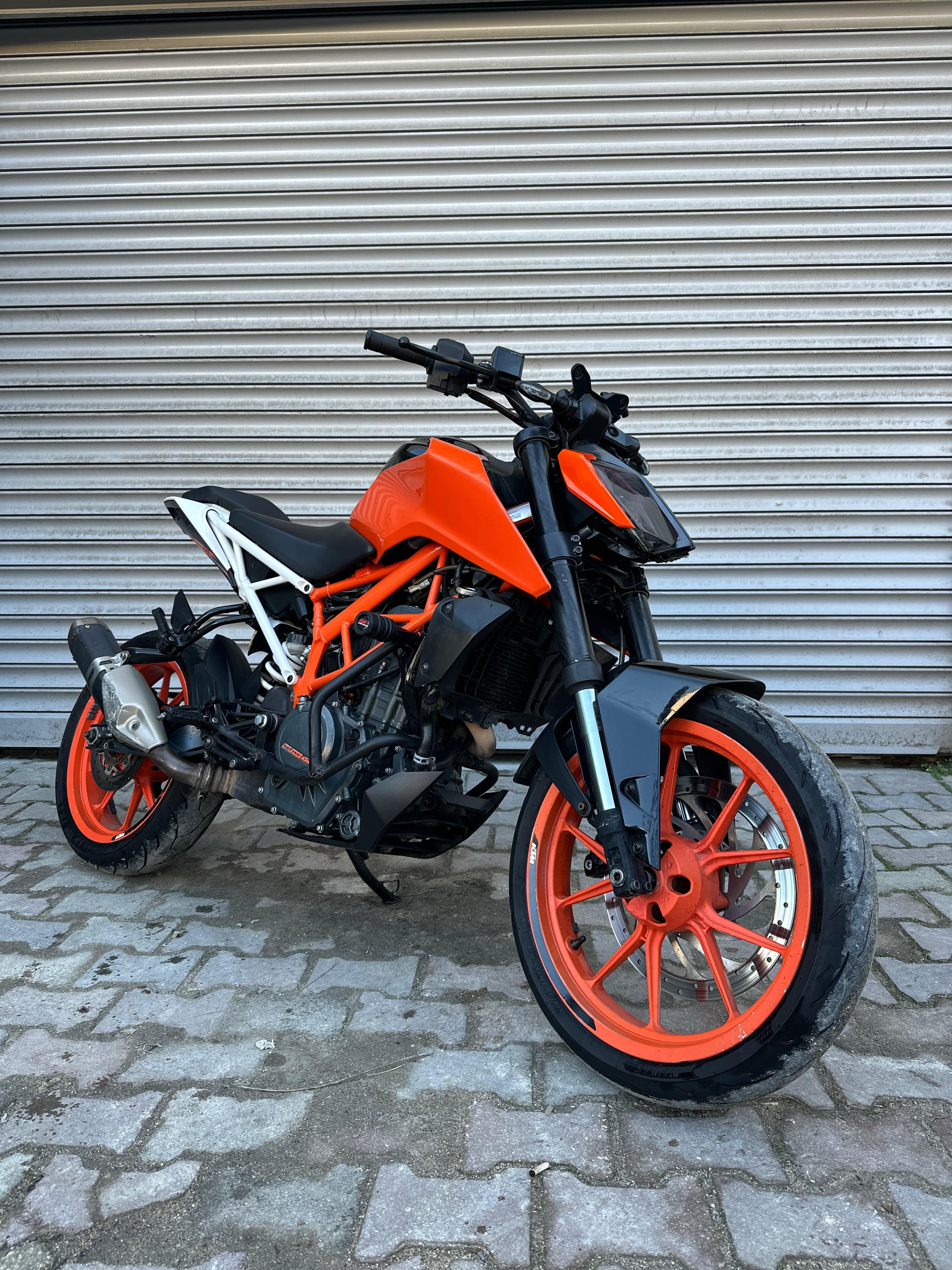 DUKE 390Ktm Duke 390 Sağ Sol Grenaj Takım Sticker