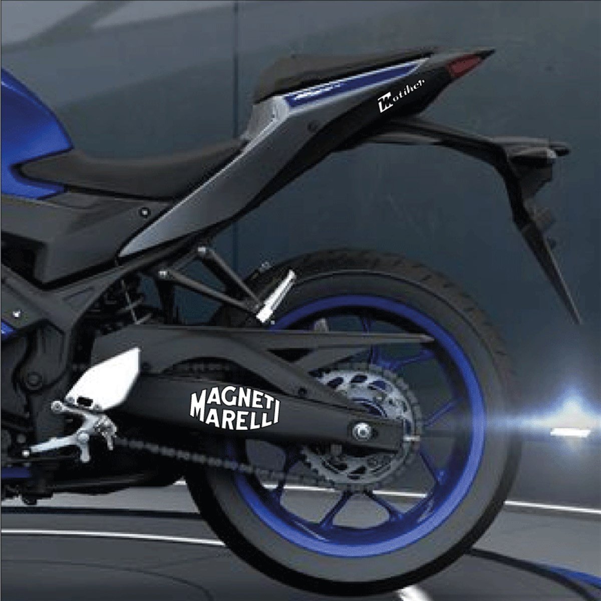 Magnet Marelli Yazılı Beyaz Arka Maşa Sticker Etiket Modeli