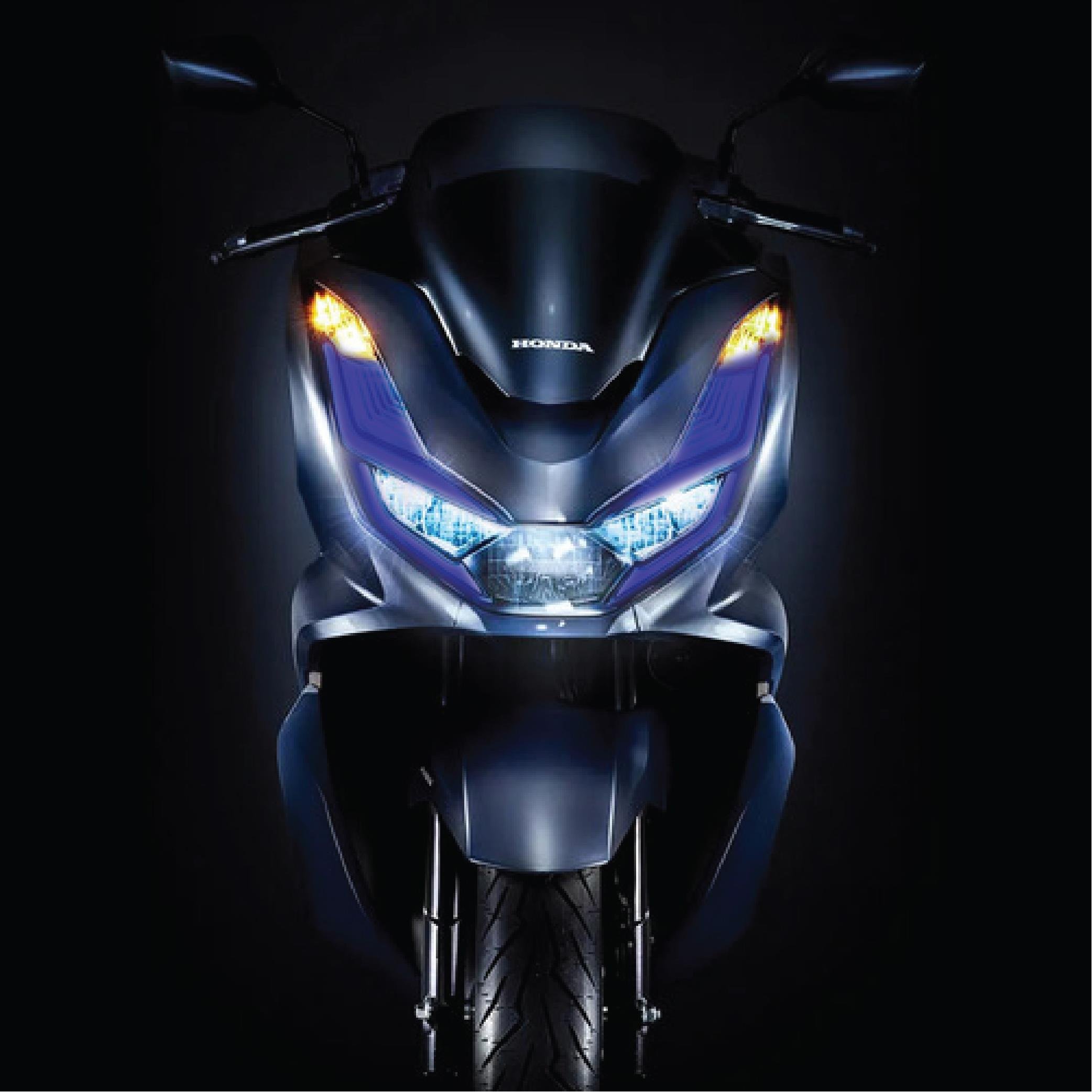 PCXPCX Ön Far Kaşı Far Filmi Sticker Etiket Modeli 2021-2024 Uyumlu Sinyal Kesikli Mavi Renk