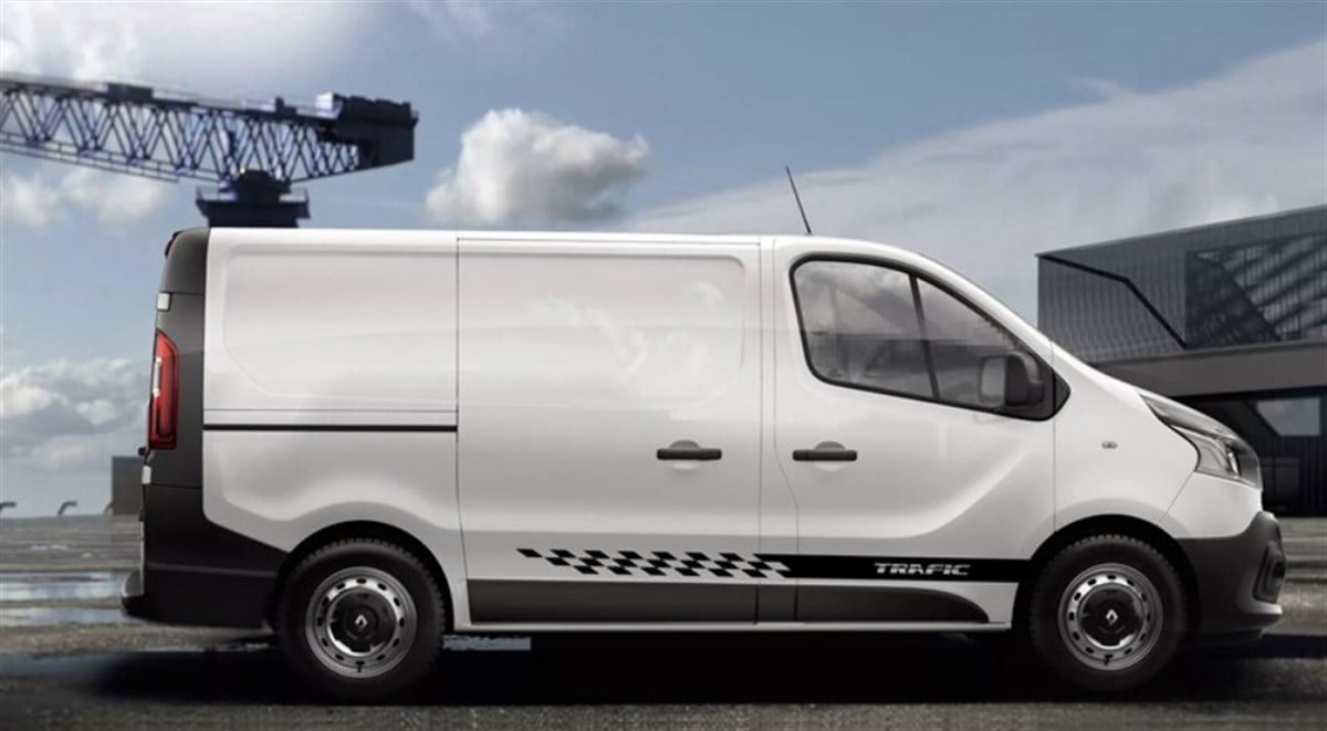 Renault Trafic Ön Kaput ve Yan Kapı Şerit Sticker Etiket Modeli