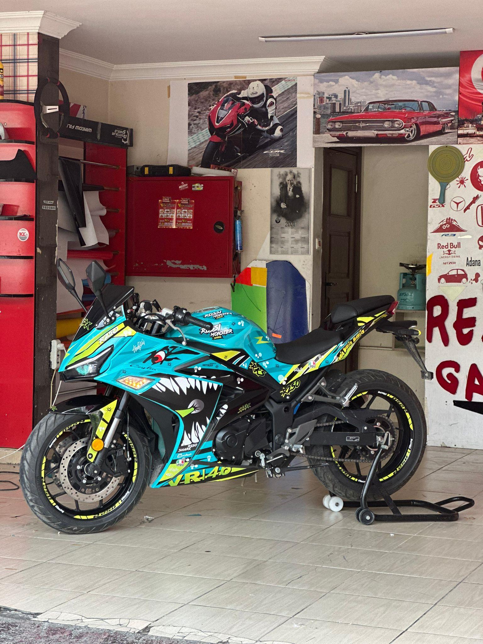 PULSAR NS 200RKS R250 Sticker Shark Jaw's Motosiklet Kaplama Tasarım Modeli